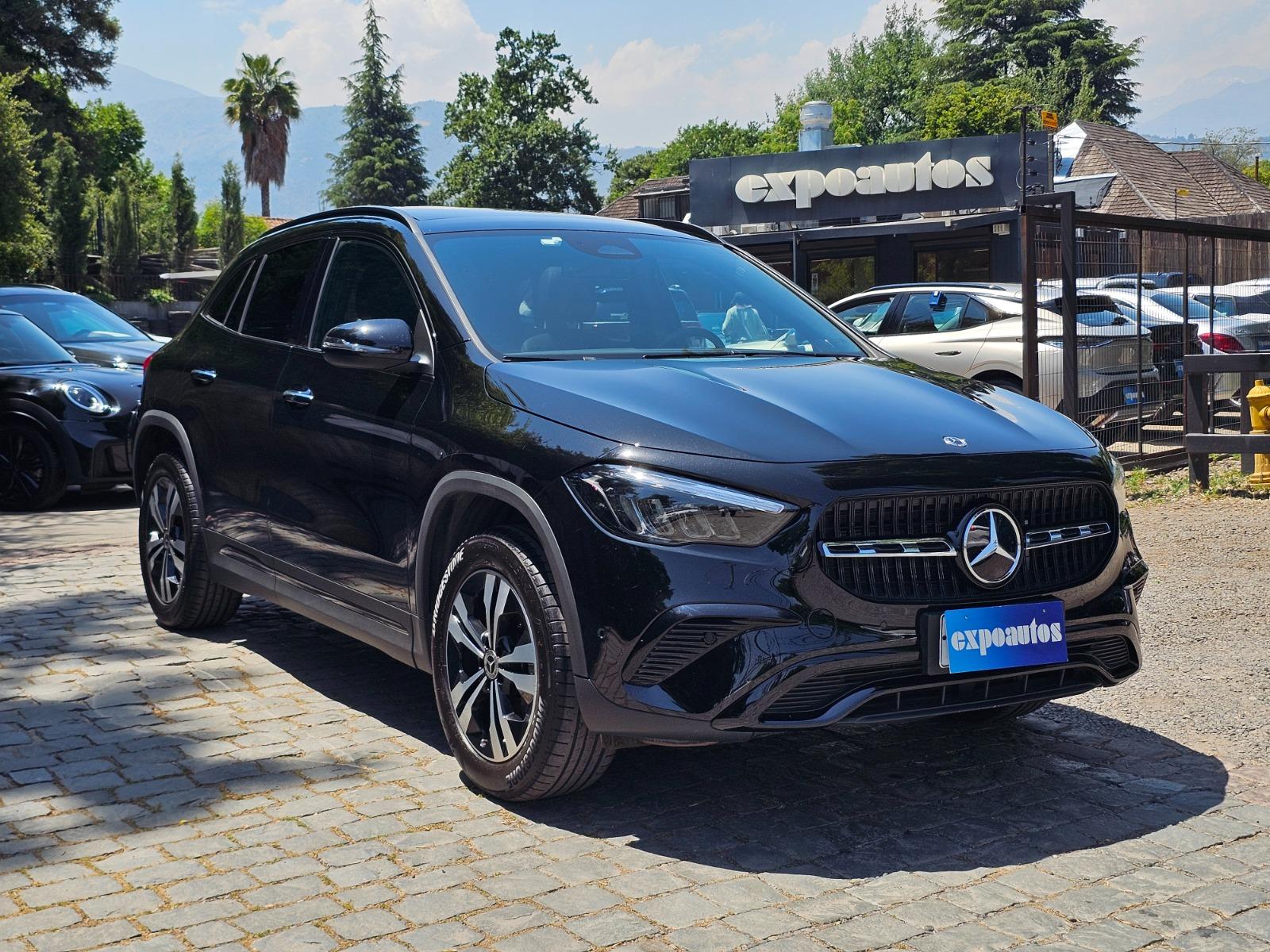 MERCEDES-BENZ 200 GLA 200 1.3T 2025 Un Dueño, Garantia en la marca - FULL MOTOR