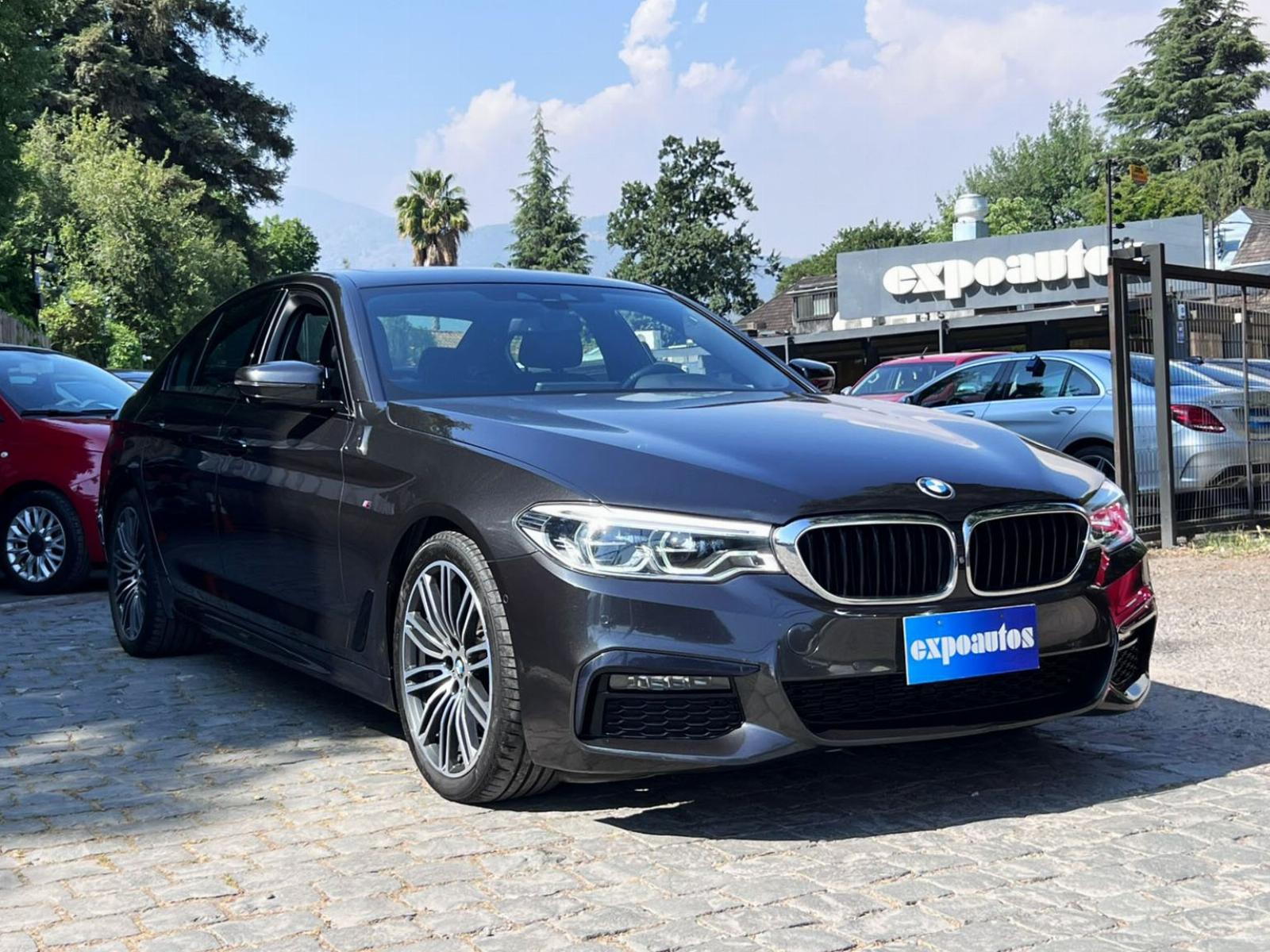 BMW 530 d DIESEL M SPORT 2021 UN DUEÑO MANTENIMIENTO AL DIA - FULL MOTOR