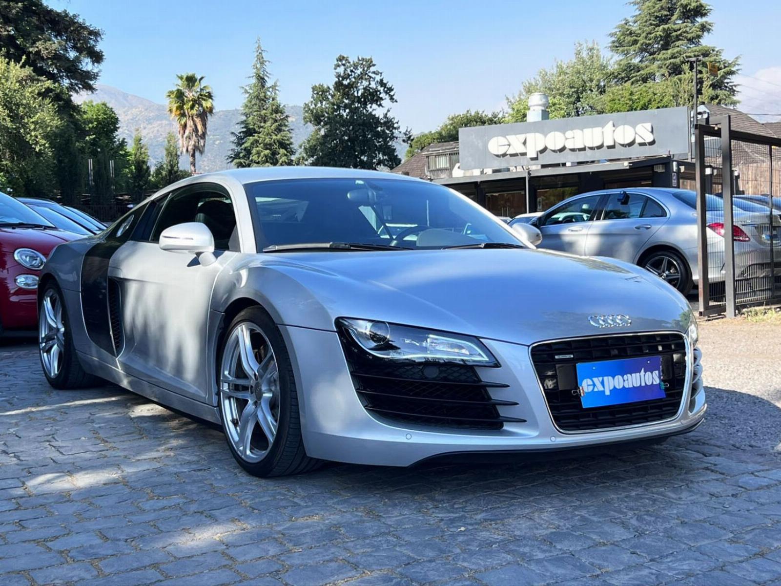 AUDI R8 COUPE V8 4.2 R TRONIC 2012 UN DUEÑO MANTENIMIENTO EN LA MARCA - FULL MOTOR