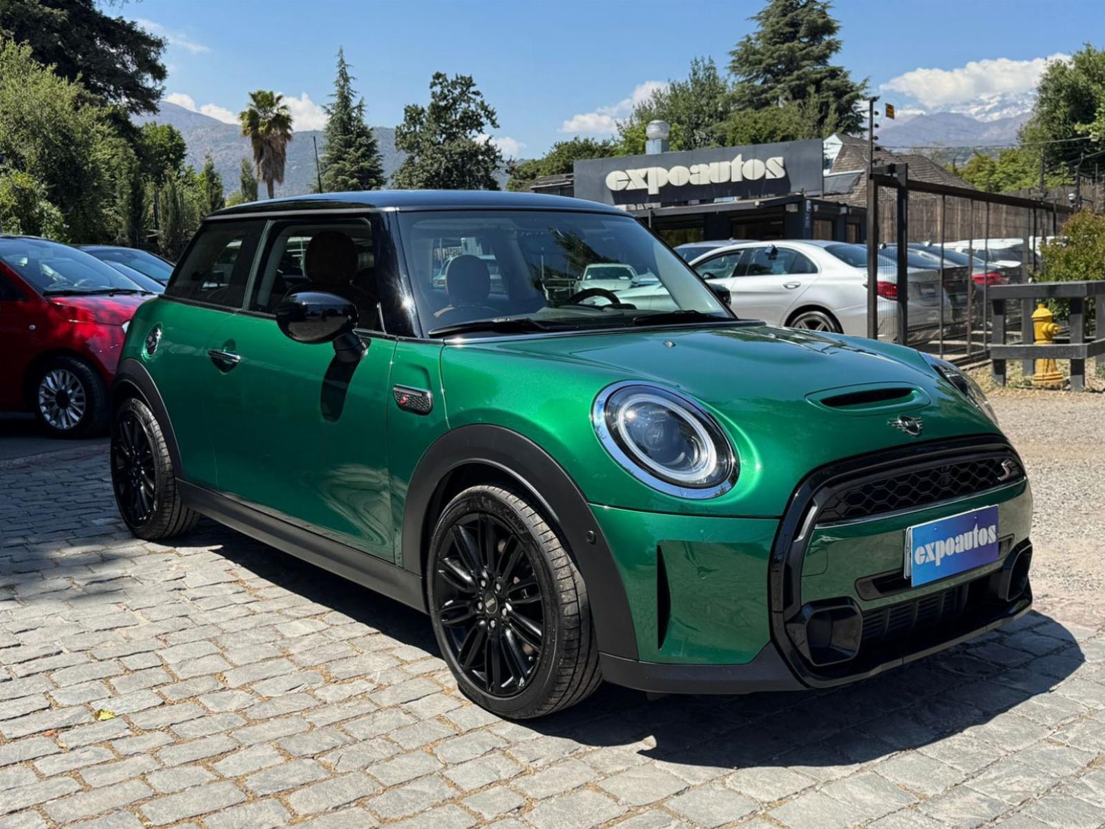 MINI COOPER S 2.0 ICONIC 2023 MANTENIMIENTO EN LA MARCA - FULL MOTOR