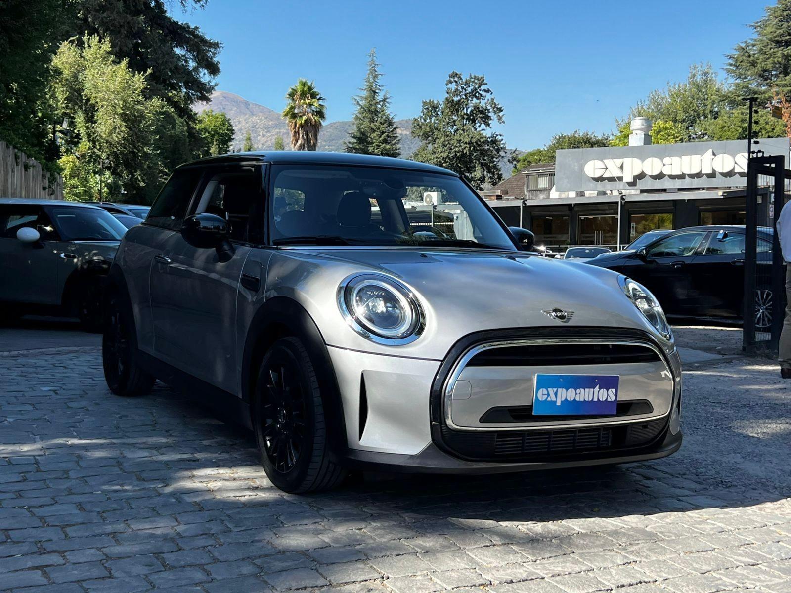 MINI COOPER CLASSIC 1.5 AT 2020 MANTENIMIENTO EN LA MARCA - FULL MOTOR