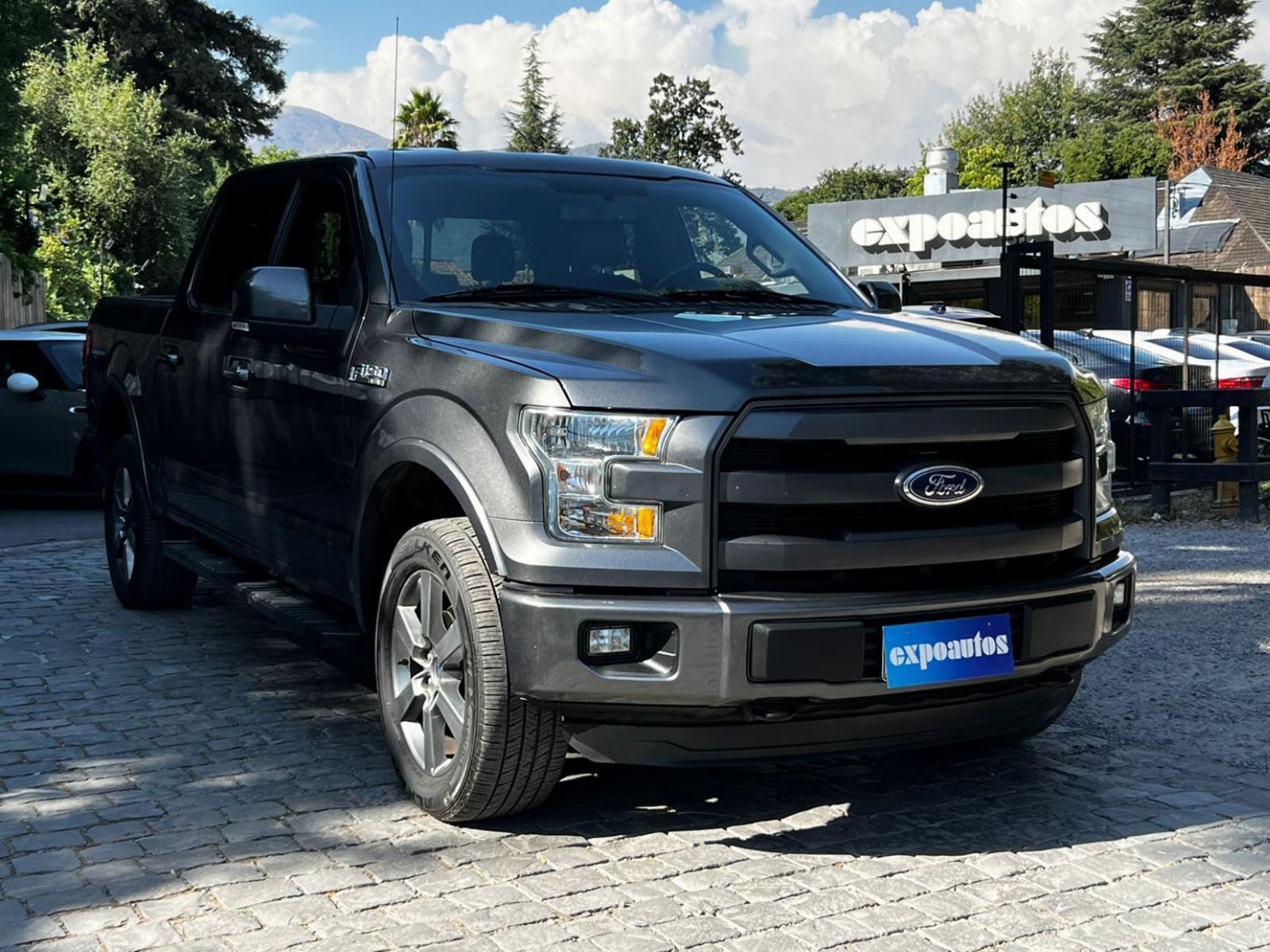 FORD F-150 LARIAT 5.0 2016 UN DUEÑO MANTENIMIENTO AL DIA - FULL MOTOR