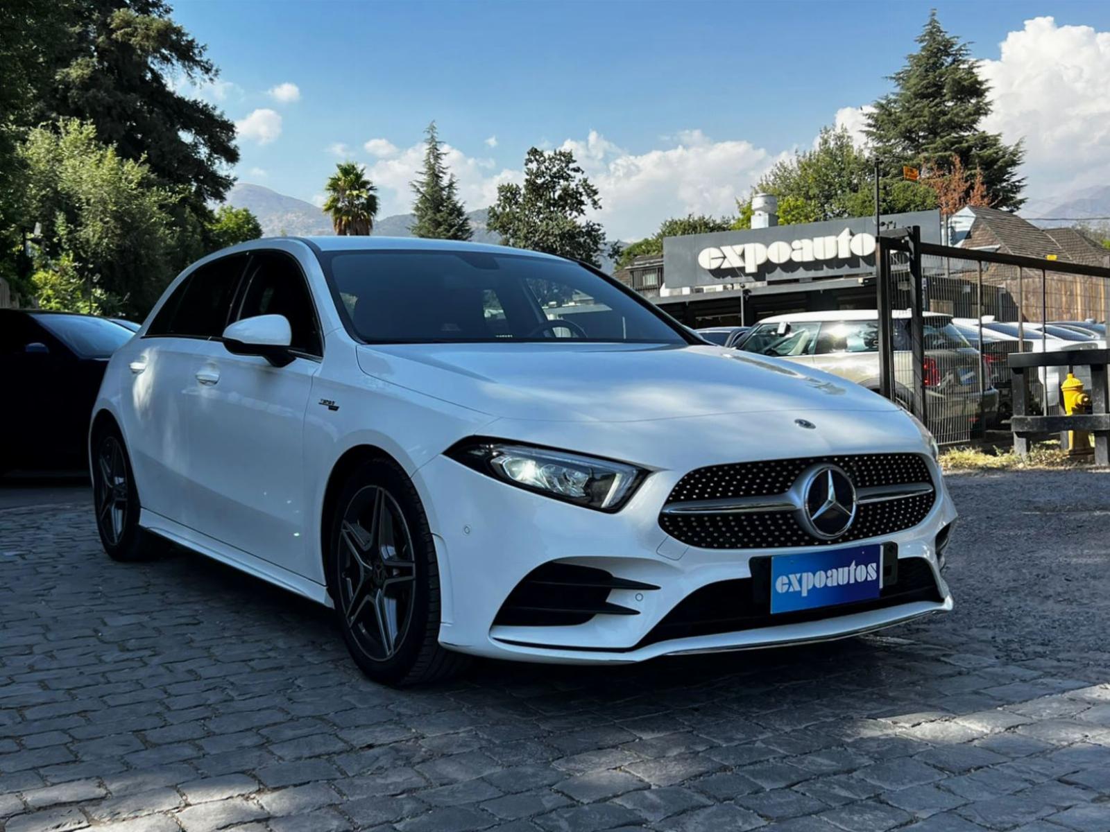MERCEDES-BENZ A200 1.3T LOOK AMG 2021 MANTENIMIENTO EN LA MARCA - FULL MOTOR