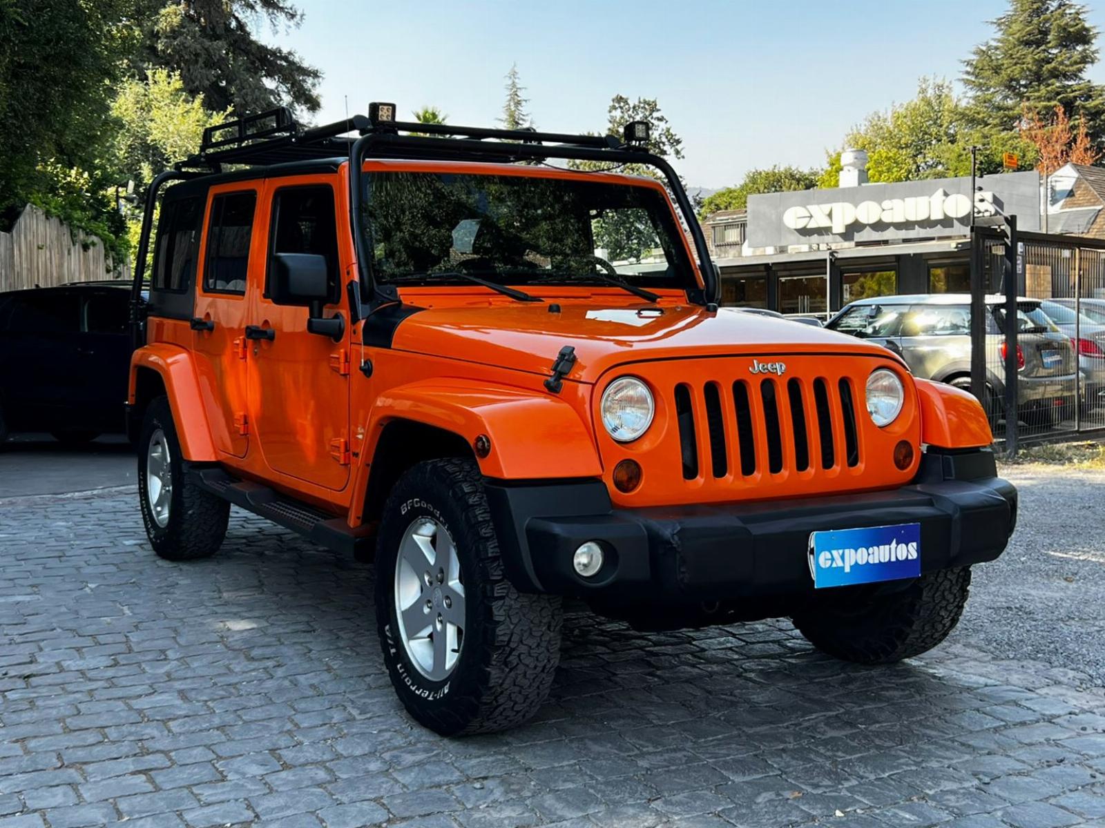 JEEP WRANGLER ULIMITED SAHARA 2.8 DIESEL 2013 MANTENIMIENTO EN LA MARCA - FULL MOTOR