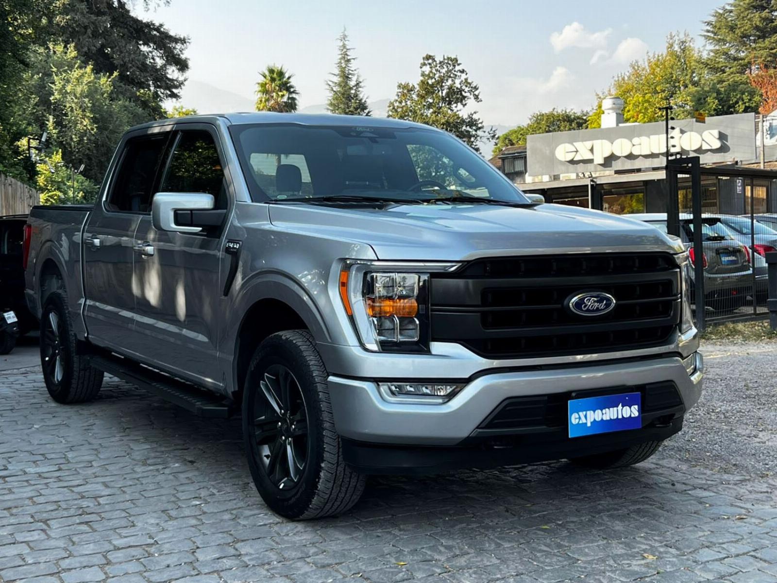 FORD F-150 LARIAT SPORT 5.0 2023 GARANTÍA DE FÁBRICA VIGENTE - FULL MOTOR