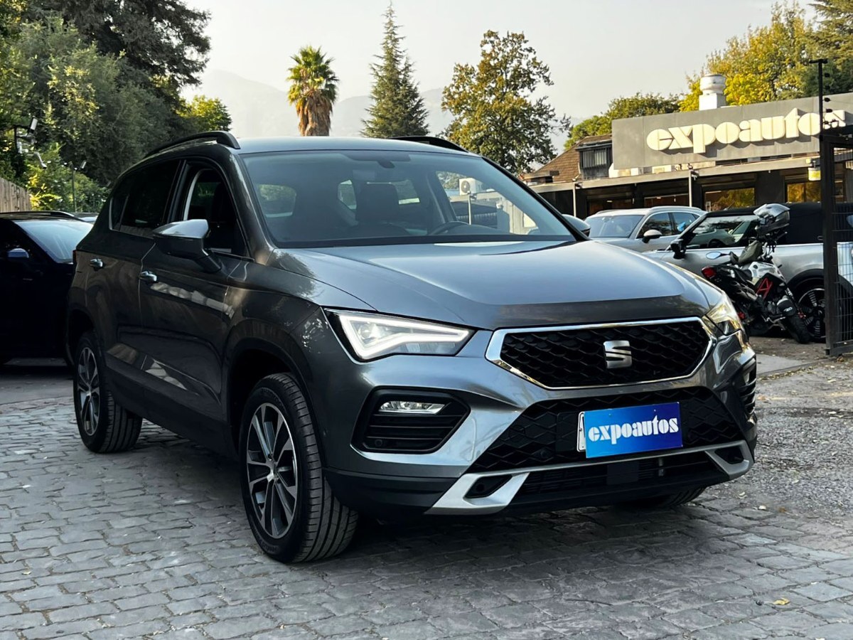 SEAT ATECA STYLE 1.4 TSI AT 2025 GARANTÍA VIGENTE UN DUEÑO - FULL MOTOR