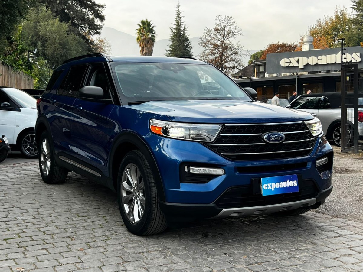 FORD EXPLORER 2.3 4WD XLT ECOBOOST 2023 ÚNICO DUEÑO - FULL MOTOR