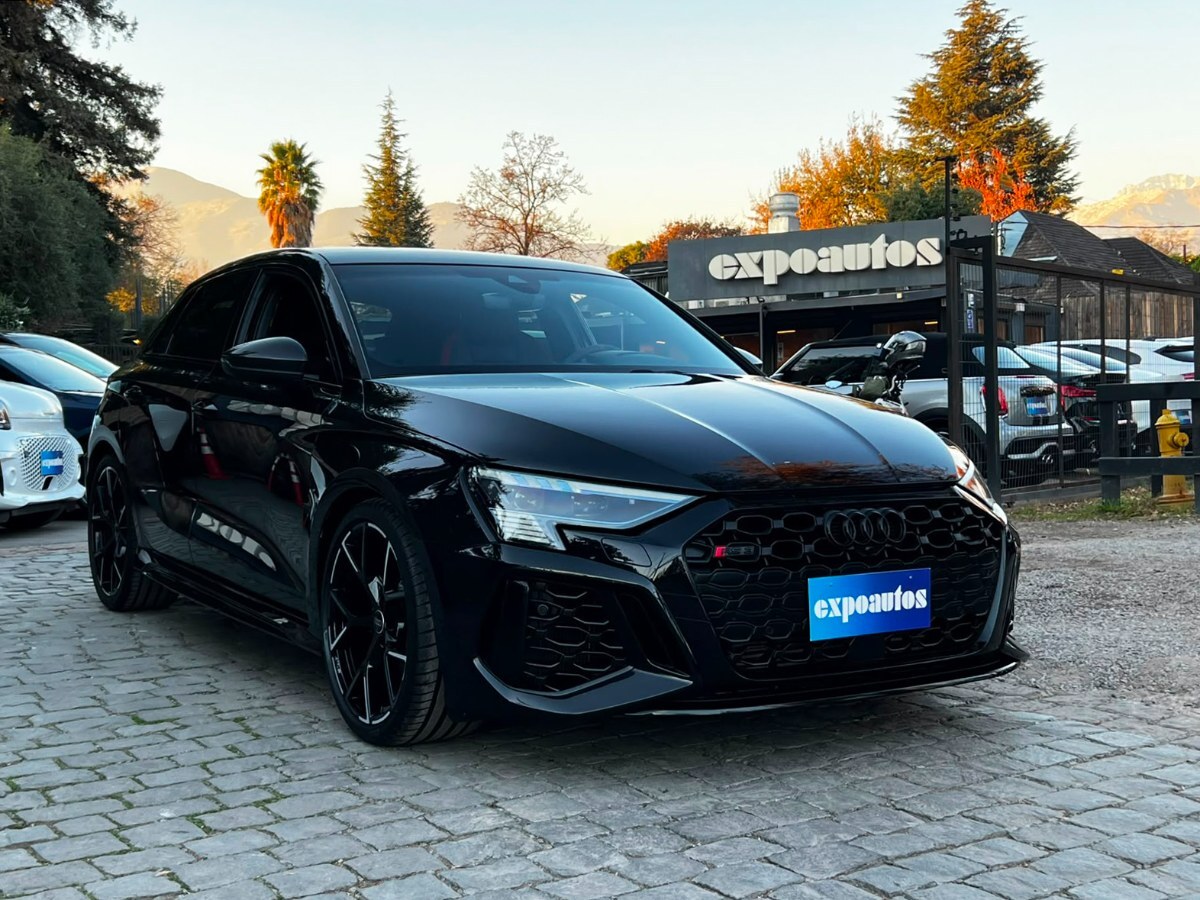 AUDI RS3 SPORTBACK QUATTRO 2.5 2025 GARANTÍA DE FÁBRICA UN DUEÑO - FULL MOTOR