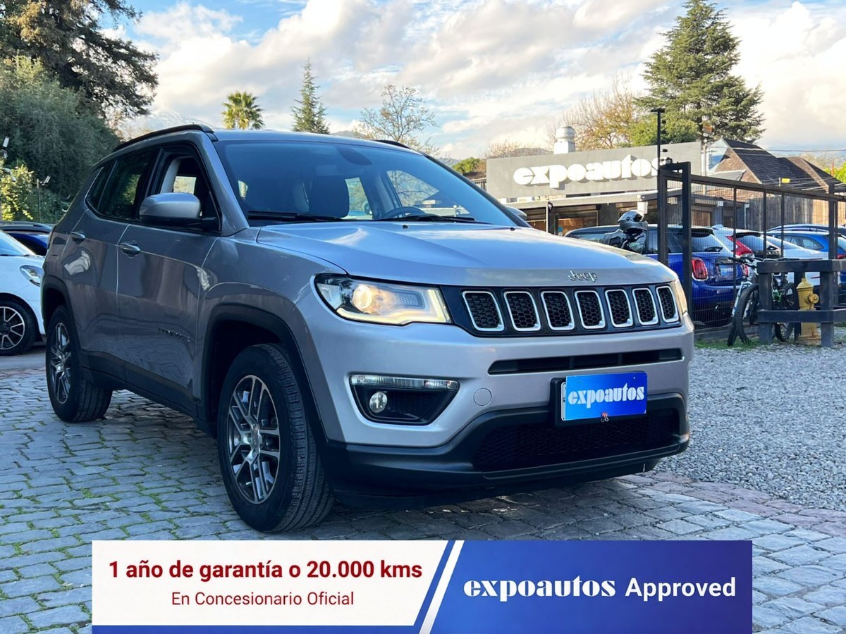 JEEP COMPASS SPORT 2.4 MT 2021 MANTENIMIENTO EN LA MARCA - ExpoAutos