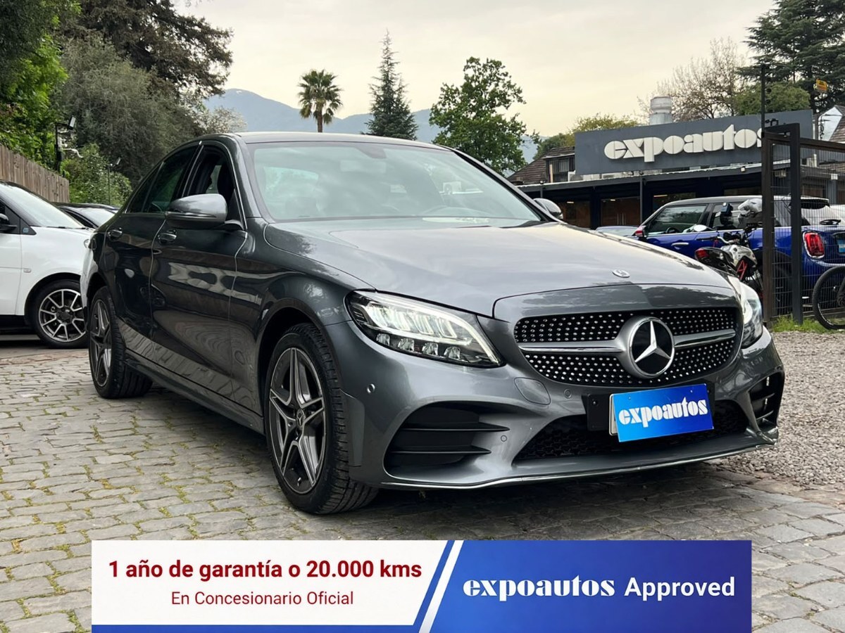 MERCEDES-BENZ C200 LOOK AMG 2.0 2021 MANTENIMIENTO AL DÍA - FULL MOTOR