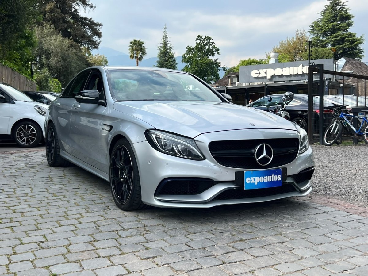 MERCEDES-BENZ C63 AMG 4.0 BITURBO 2016 MANTENIMIENTO AL DIA - ExpoAutos