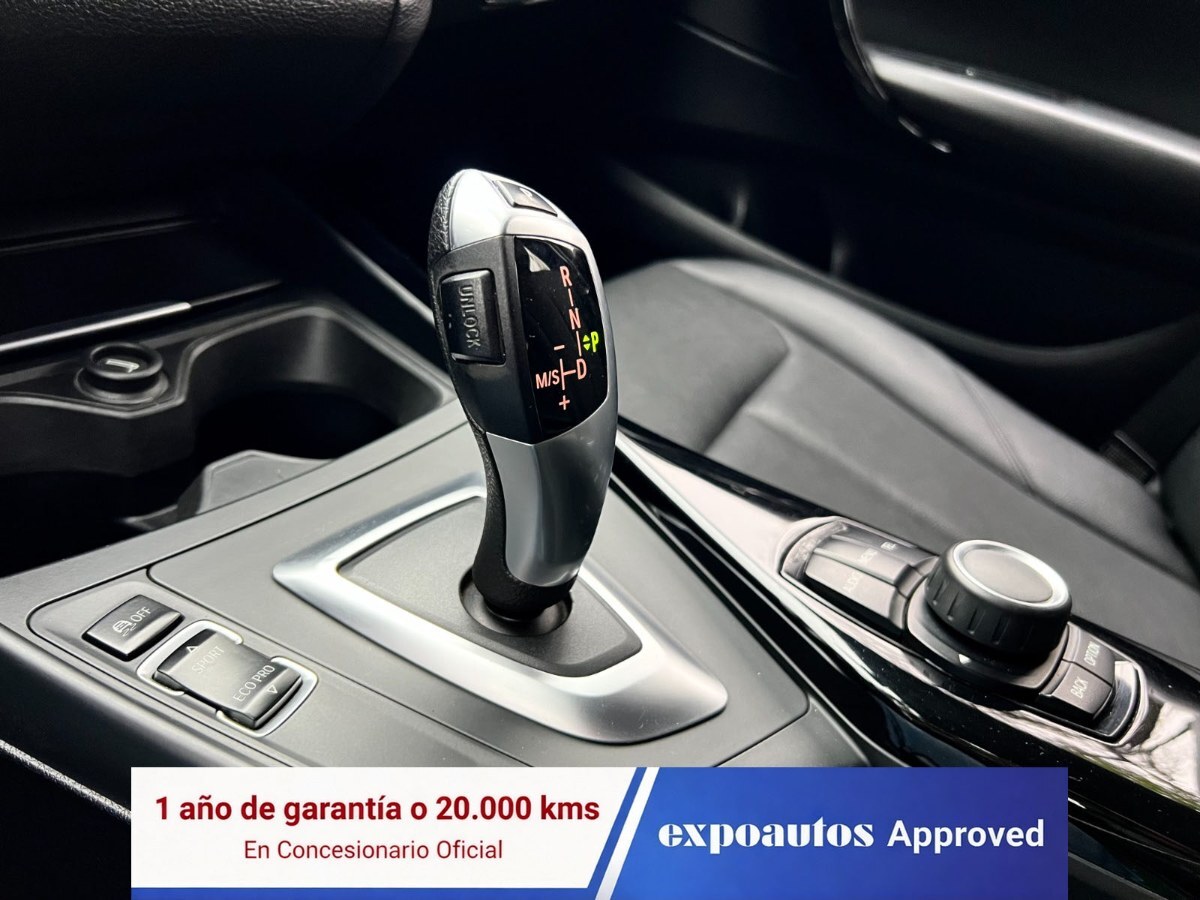 BMW 120 — foto 19 de 26