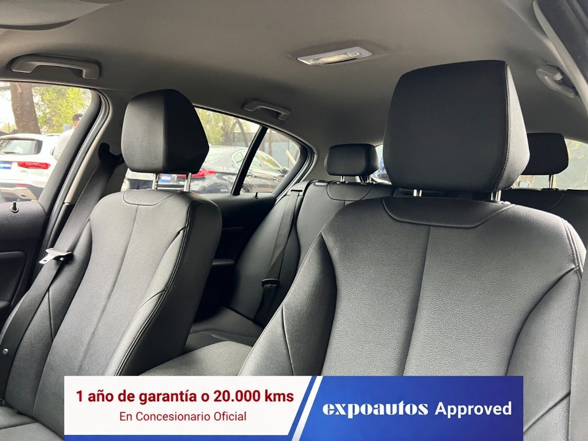 BMW 120 — foto 21 de 26