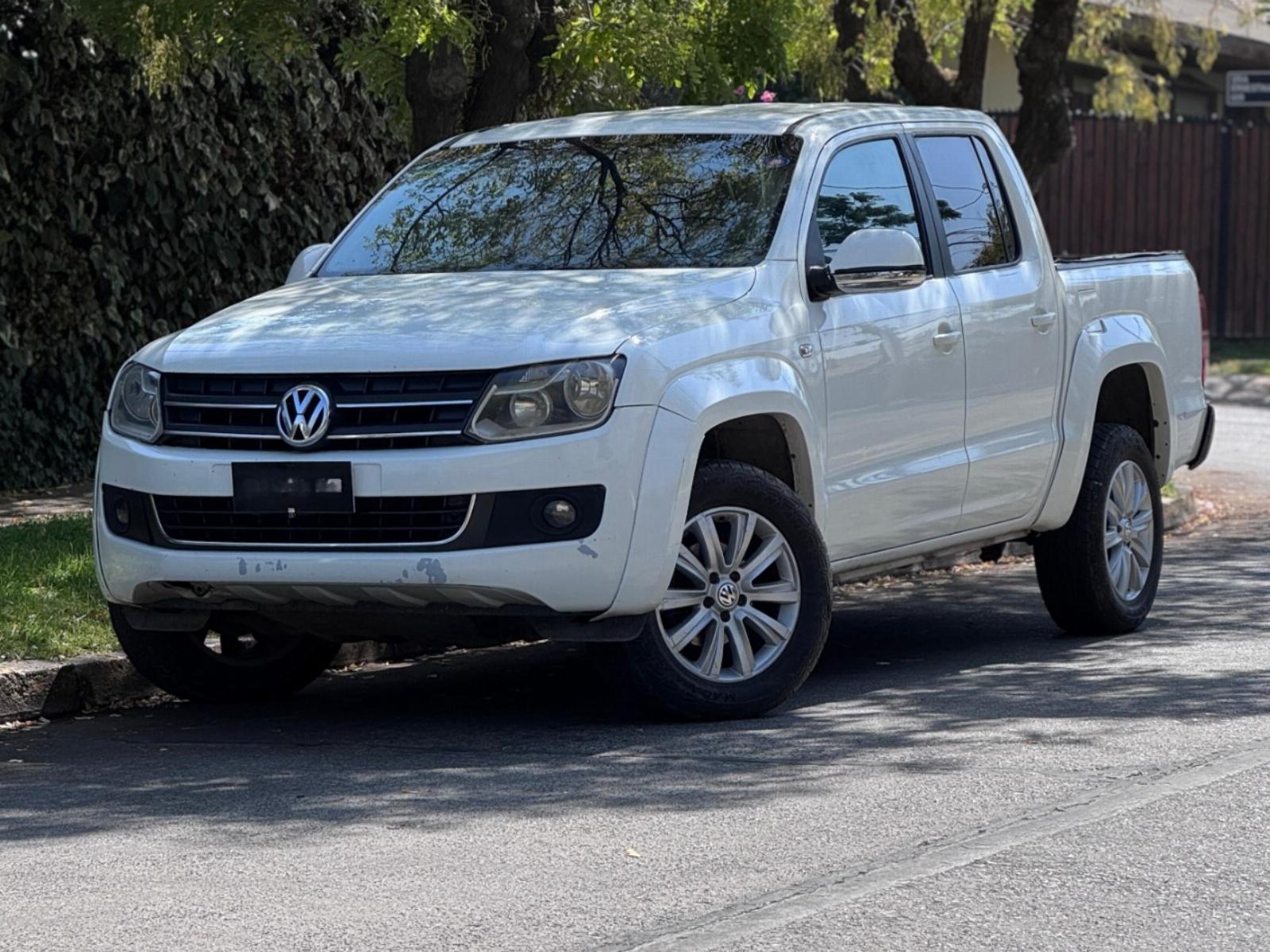 VOLKSWAGEN AMAROK HIGHLINE TDI  4X4  2,0 2013 EXCELENTE OPORTUNIDAD  - FM MOTORS