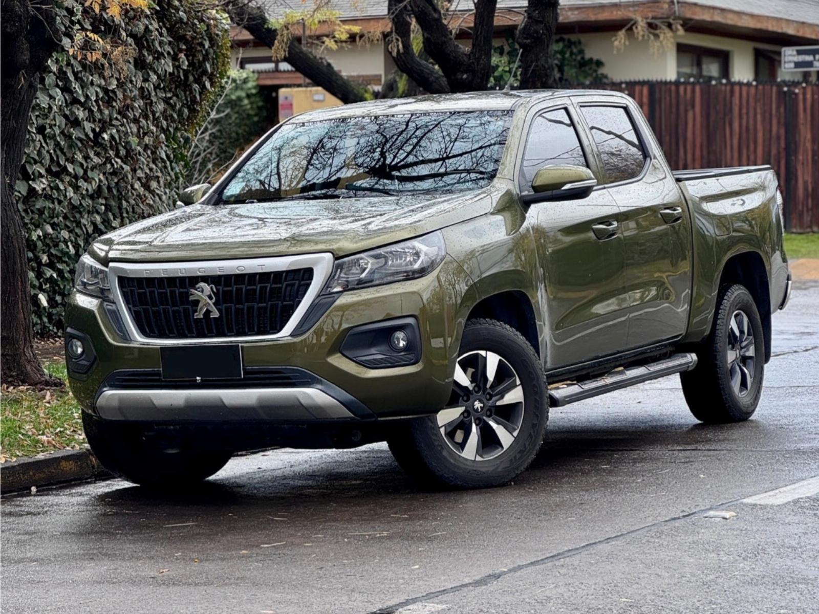 PEUGEOT LANDTREK 4x4 Full Equipo 2022 Excelente estado , 4x4 cubre Pick up con tapa rigi - FULL MOTOR