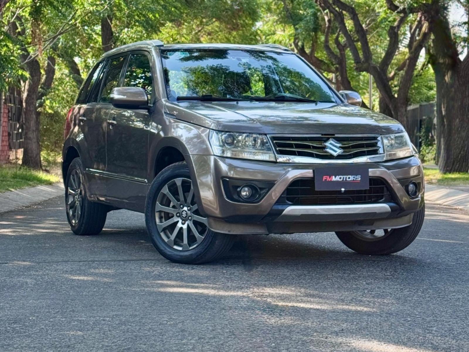 SUZUKI GRAND NOMADE GLX 2.4 4X4 MT 2015 - FULL MOTOR