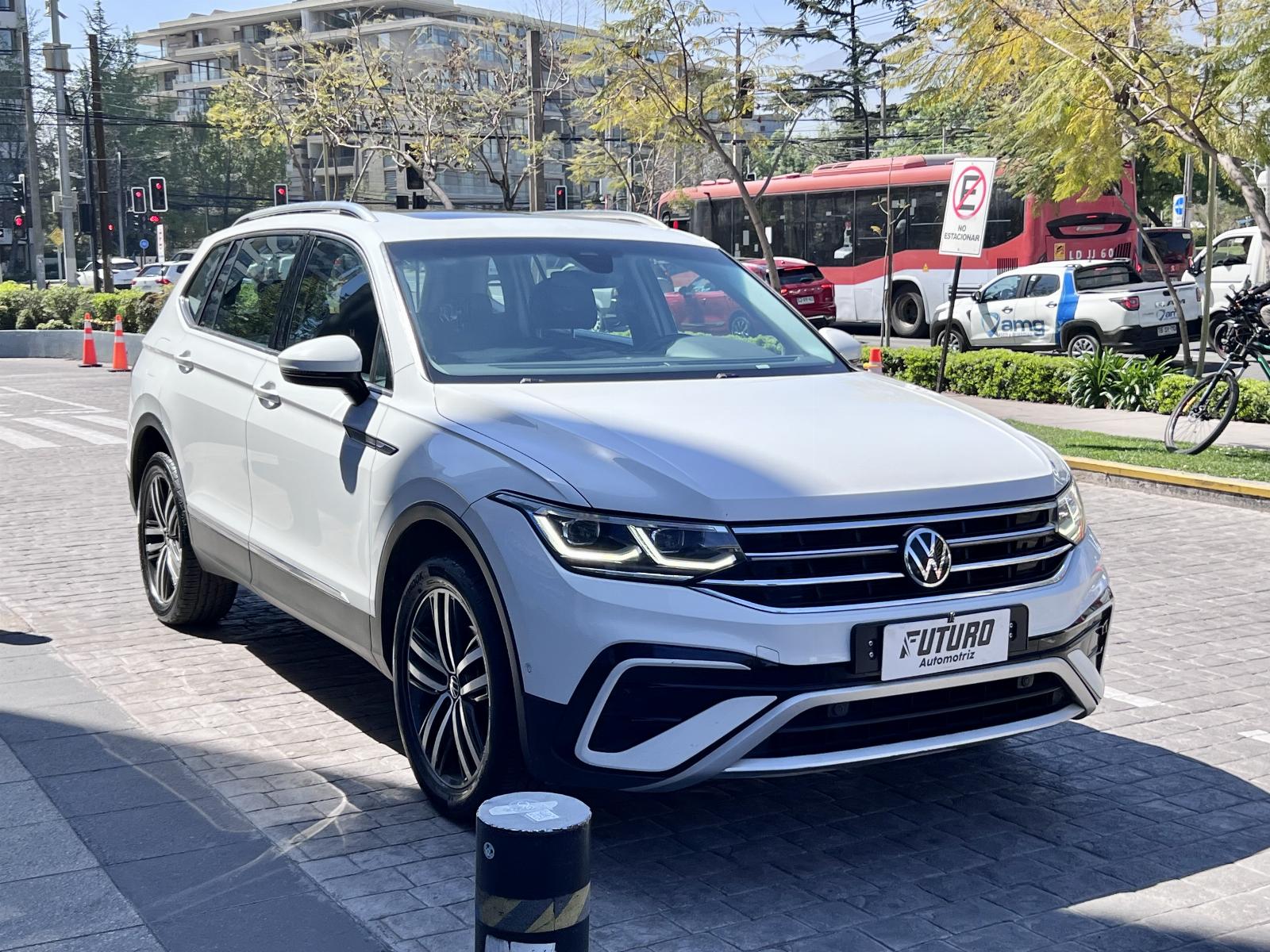 VOLKSWAGEN TIGUAN NUEVO TIGUAN TSI AT HIGHLINE 150HP 2023 UNICO DUEÑO - 