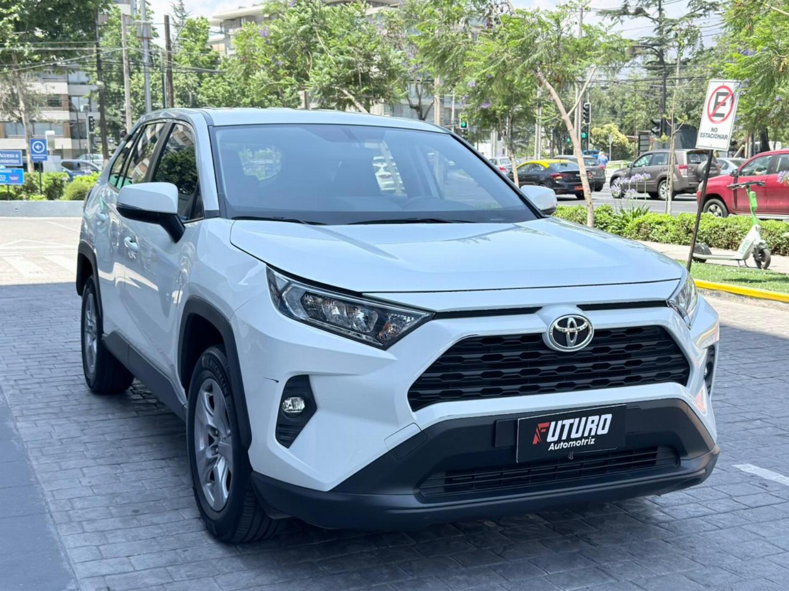 TOYOTA RAV 4 LE CVT 2.0 2022 UNICO DUE&Ntilde;O - FULL MOTOR