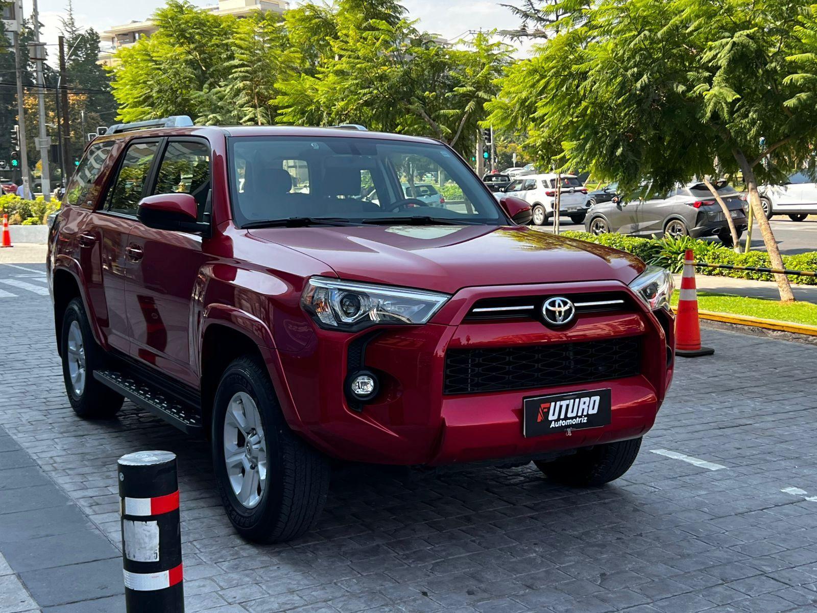 TOYOTA 4 RUNNER 4X4 4,0 AT SR5 2022 UNICO DUEÑO - FULL MOTOR