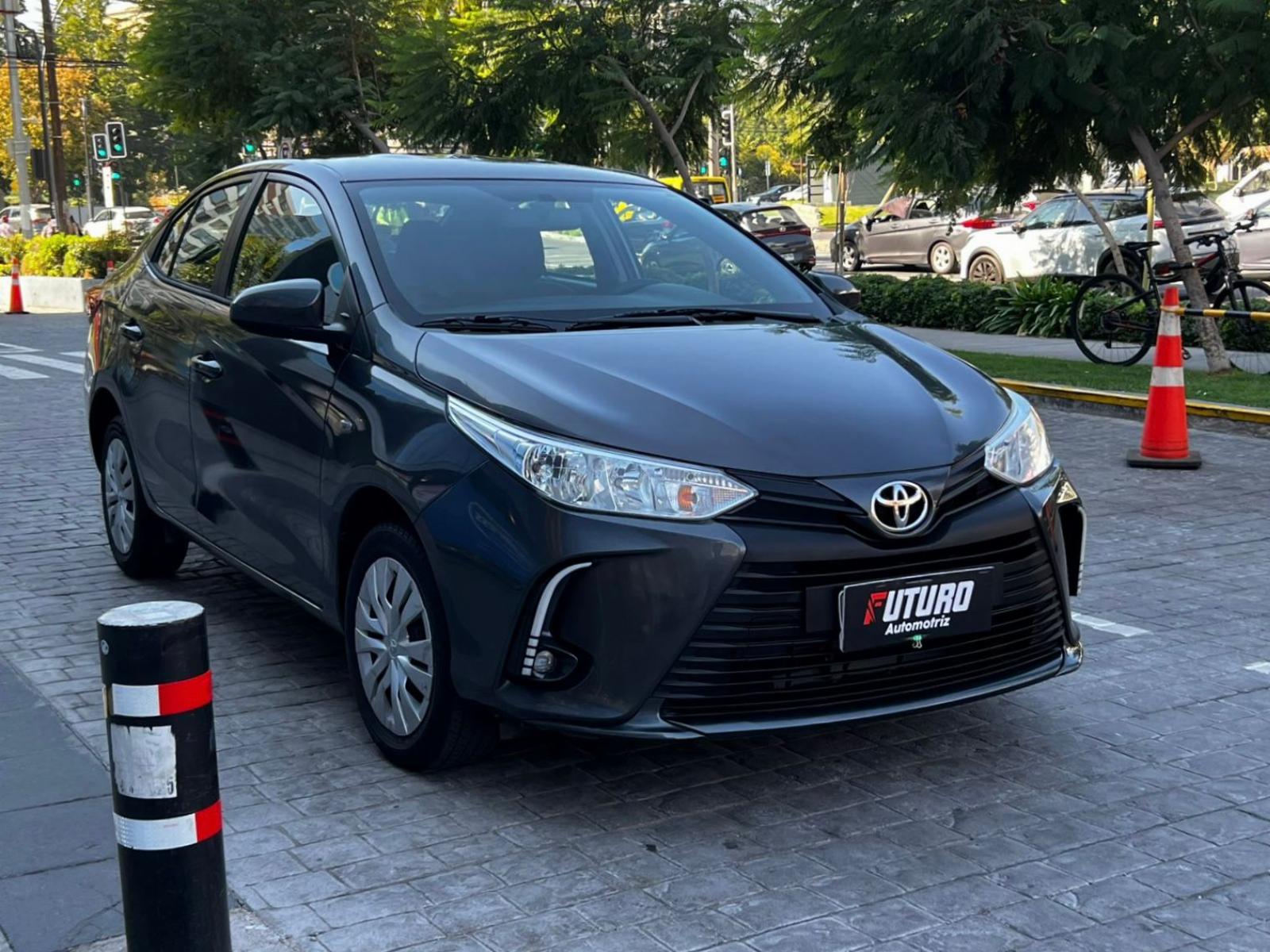 TOYOTA YARIS SEDAN E 1.5 MT 2022 - FULL MOTOR