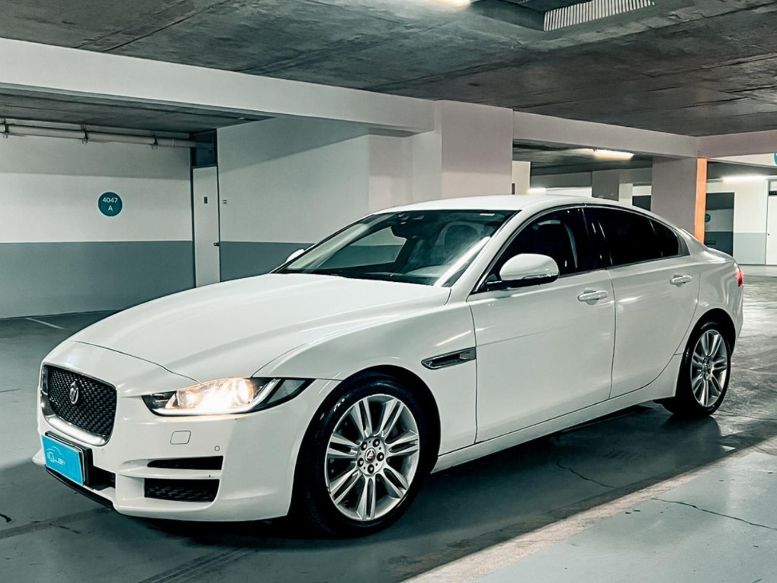 JAGUAR XE XE 2.5T 2018 VERSION 2.5 250 HP  - 