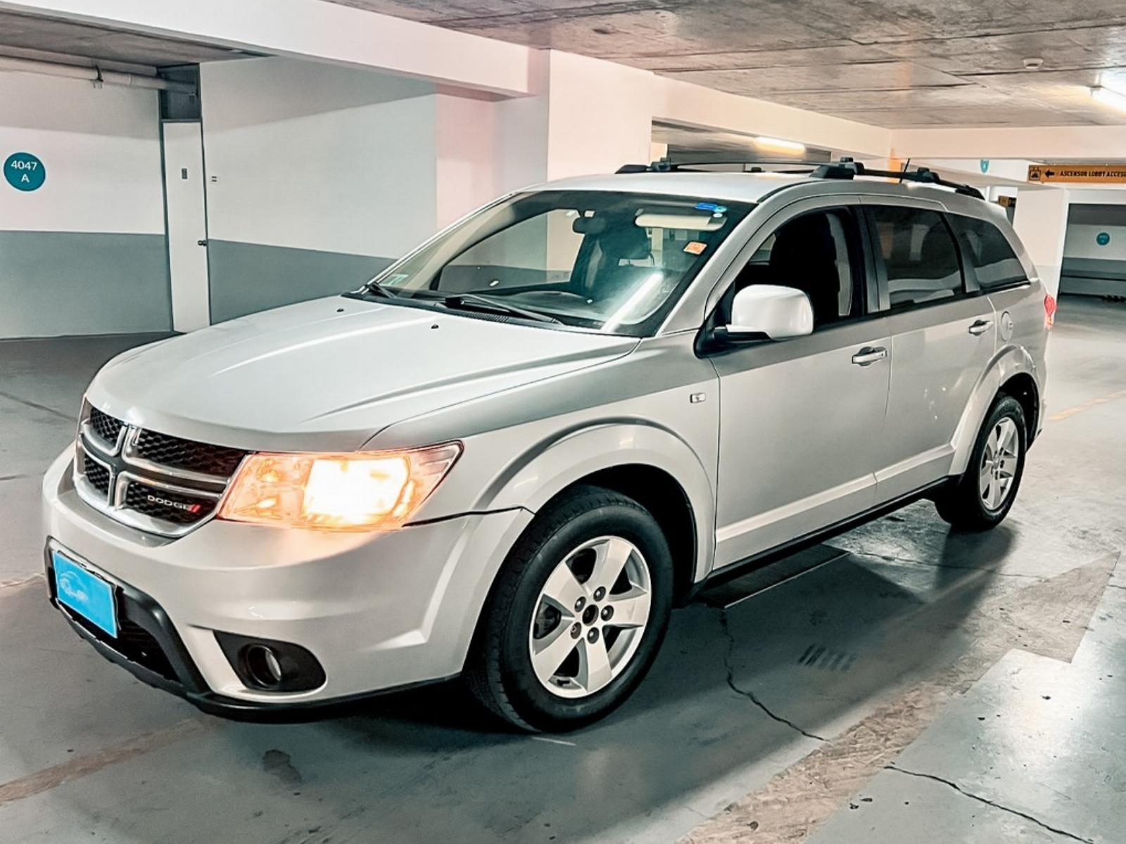 DODGE JOURNEY 2.4 SE  2015 TRES CORRIDAS DE ASIENTOS , CAMARA DE RETROCESO  - Gallery Cars