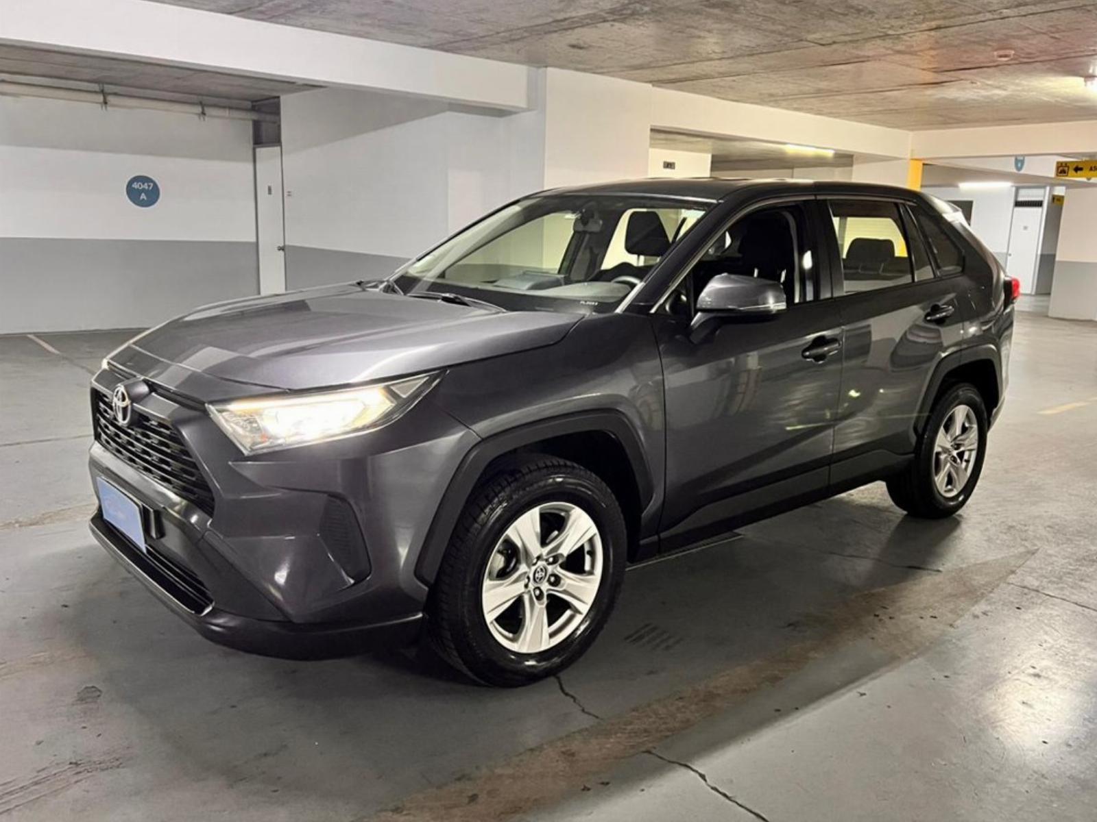 TOYOTA RAV 4 LE CVT 2.0 2022 2.0 AUTOMATICO, MANTENCIONES EN LA MARCA - FULL MOTOR