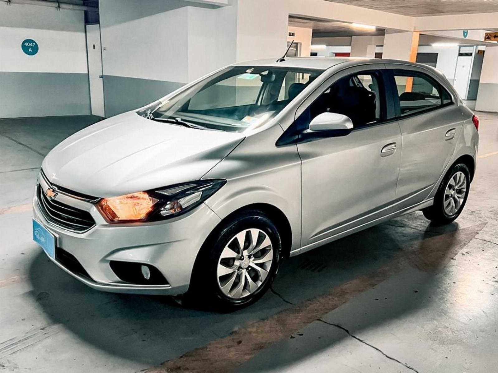 CHEVROLET ONIX 1.4 LT HB  2019 MECANICO ECONOMICO  - Gallery Cars