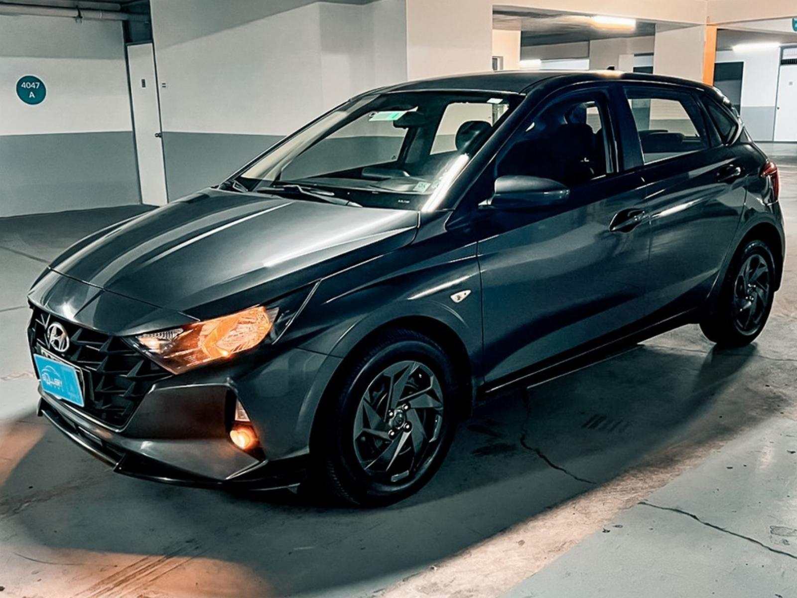 HYUNDAI I20 1.4 Plus 2023 1.4 MUY ECONOMICO , 6 MARCHAS - FULL MOTOR