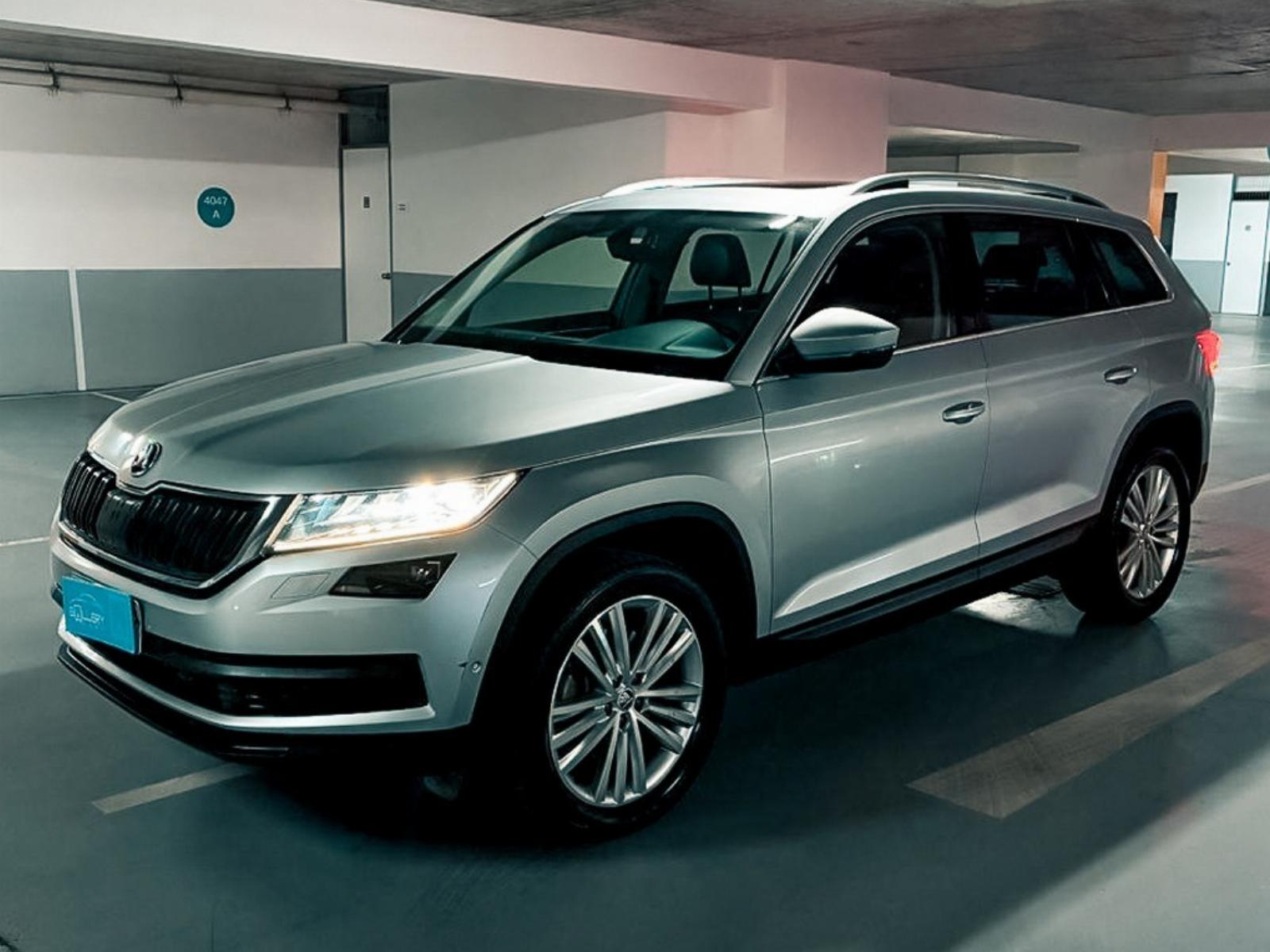 SKODA KODIAQ 2.0 T 4x4 2019 3 CORRIDAS DE ASIENTOS , AUTOMATICA , CUERO , TECH - FULL MOTOR