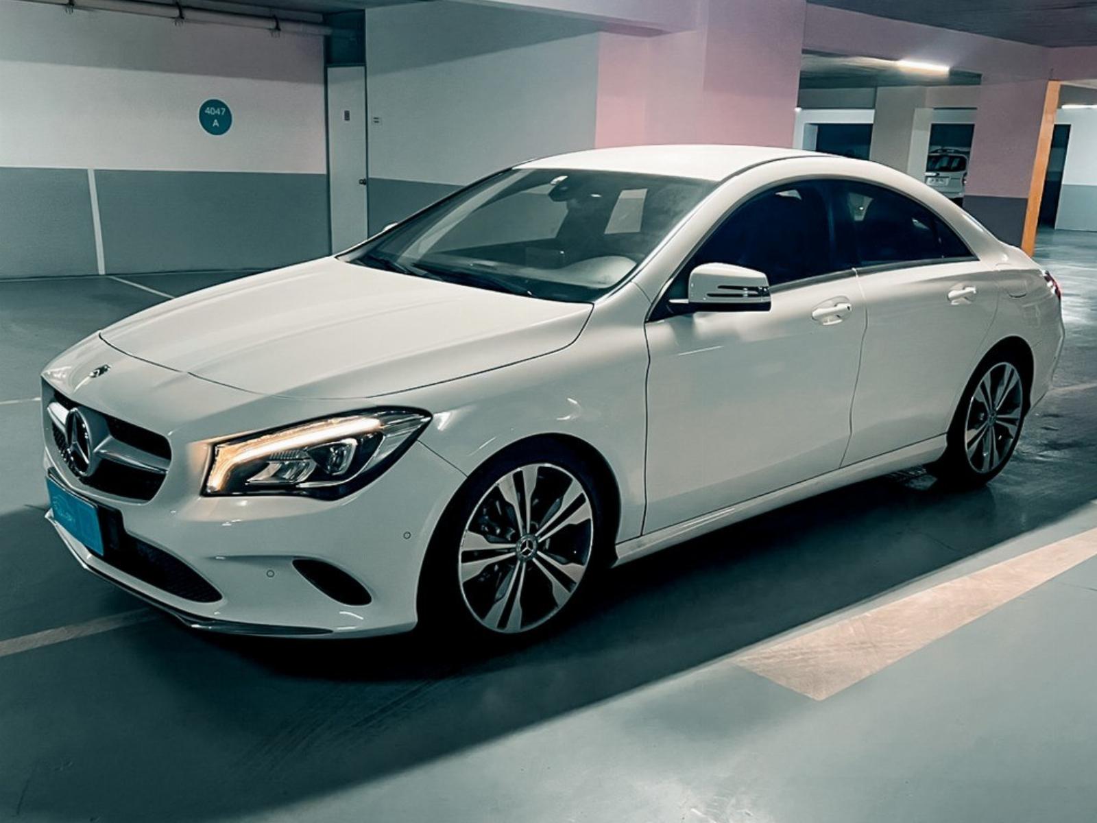 MERCEDES-BENZ CLA 180 1.6 2019 AUTOMATICO , 7 MARCHAS , MANTENCIONES EN LA MARCA - FULL MOTOR