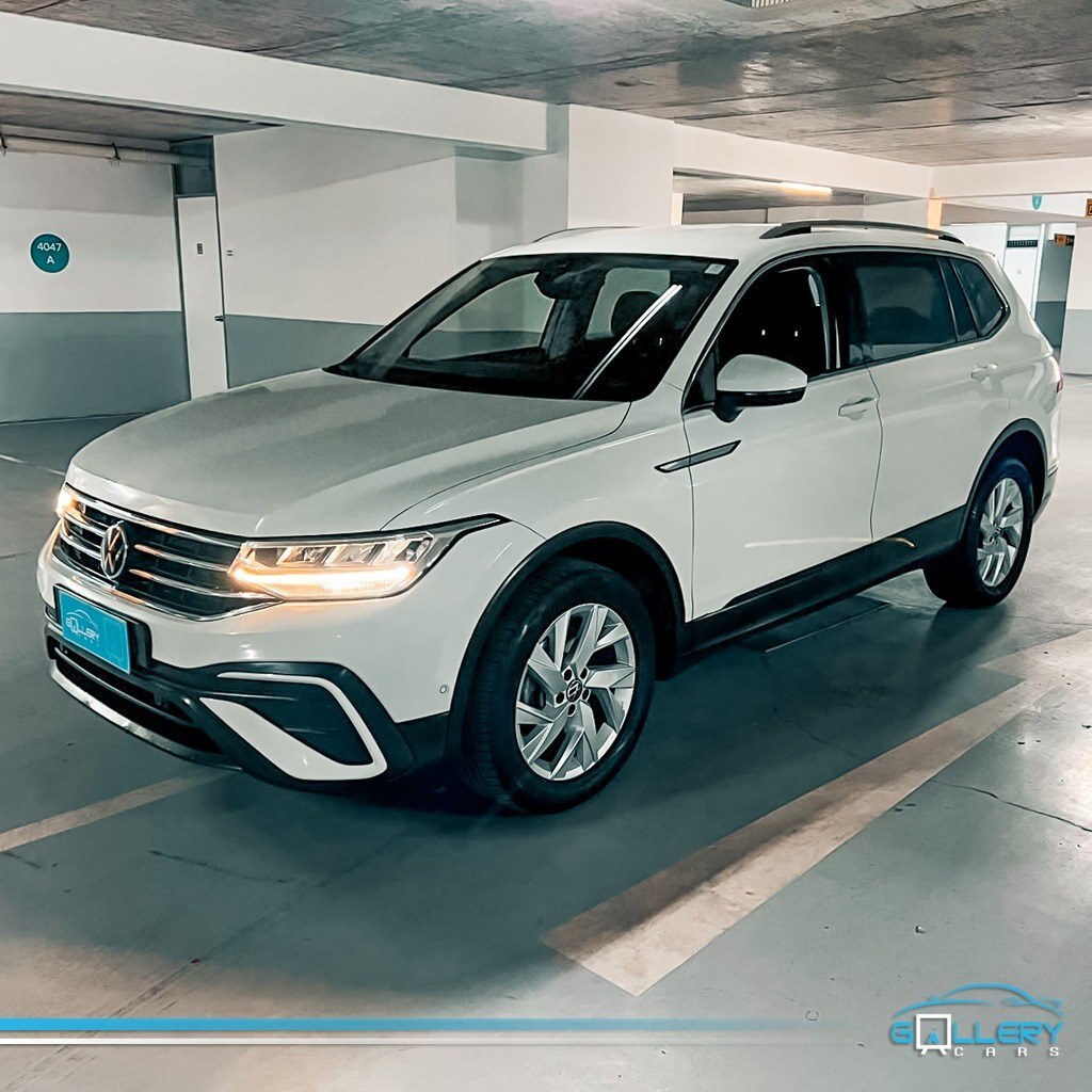 VOLKSWAGEN TIGUAN 1.4 COMFORTLINE TSI 2023 UNICO DUEÑO, MANTENCIONES EN LA MARCA,3 CORRIDAS D - FULL MOTOR
