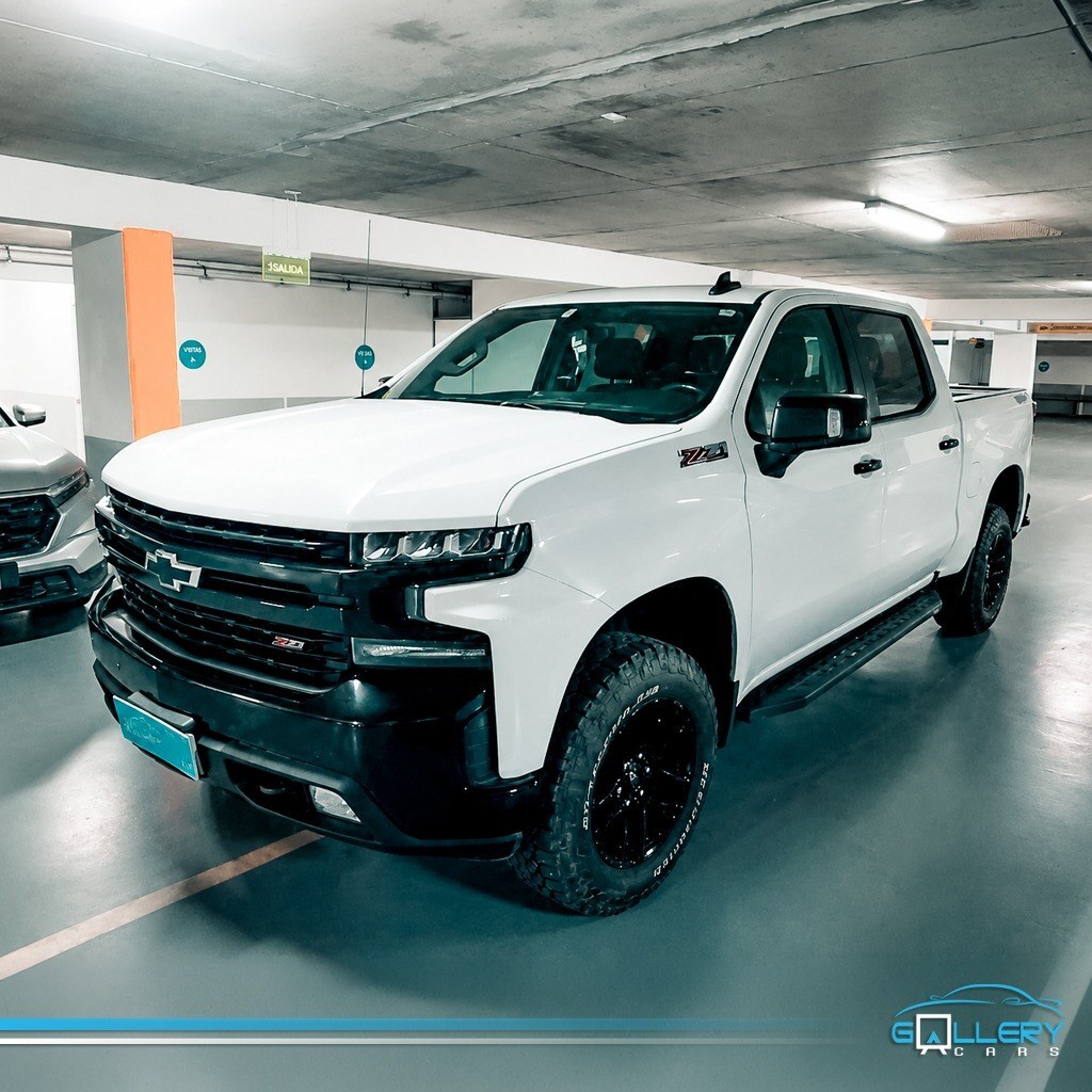 CHEVROLET SILVERADO TRAIL BOSS Z71 2020 CUERO , TECHO , 4X4 , VERSION TOPE DE LINEA - FULL MOTOR