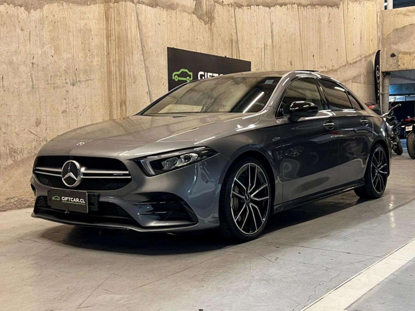 MERCEDES-BENZ A35 ÚNICO DUEÑO 2021 GARANTÍA DE FÁBRICA VIGENTE - 
