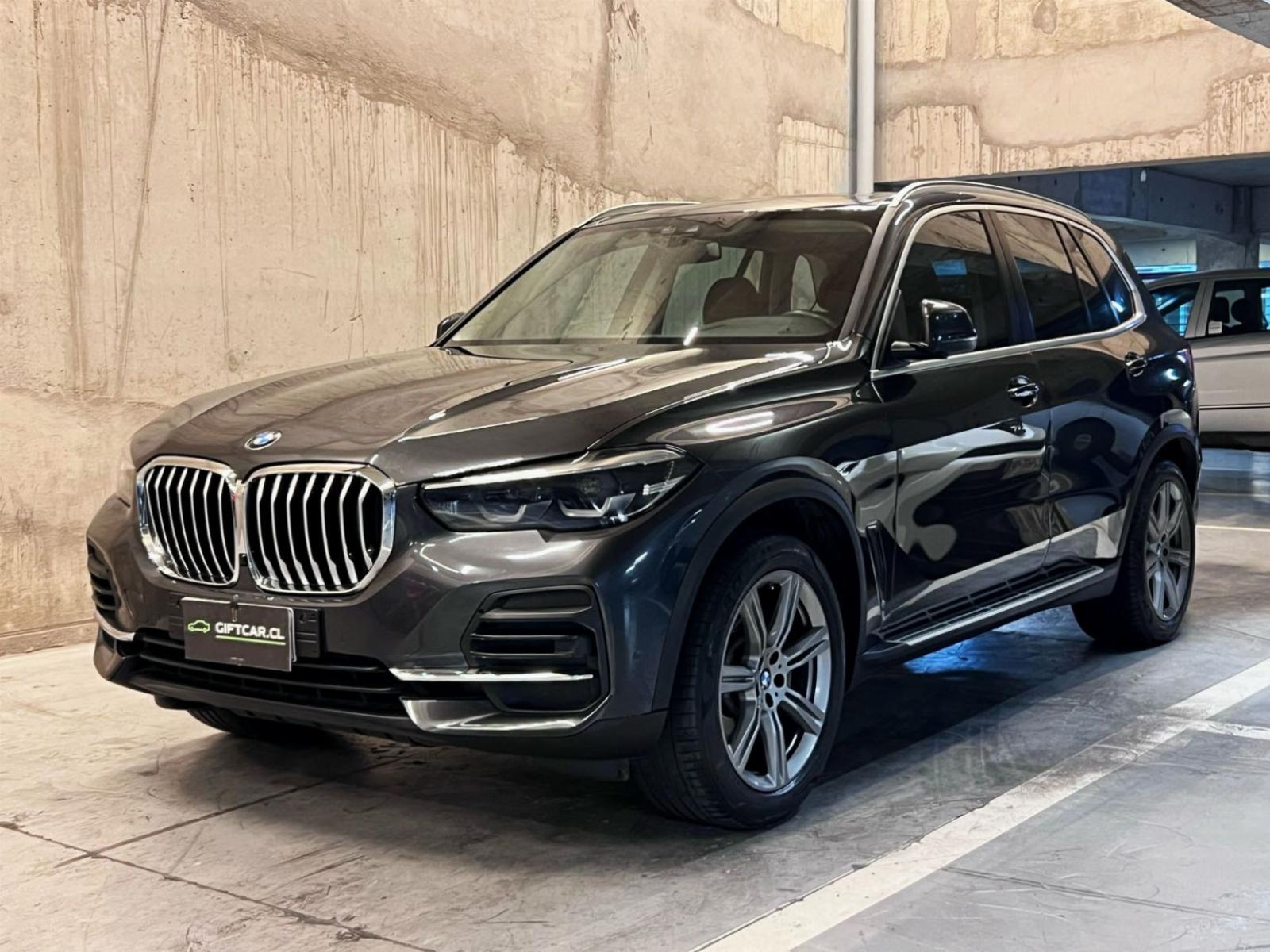 BMW X5 40i EXECUTIVE 2023 GARANTÍA VIGENTE UN DUEÑO  - GiftCar