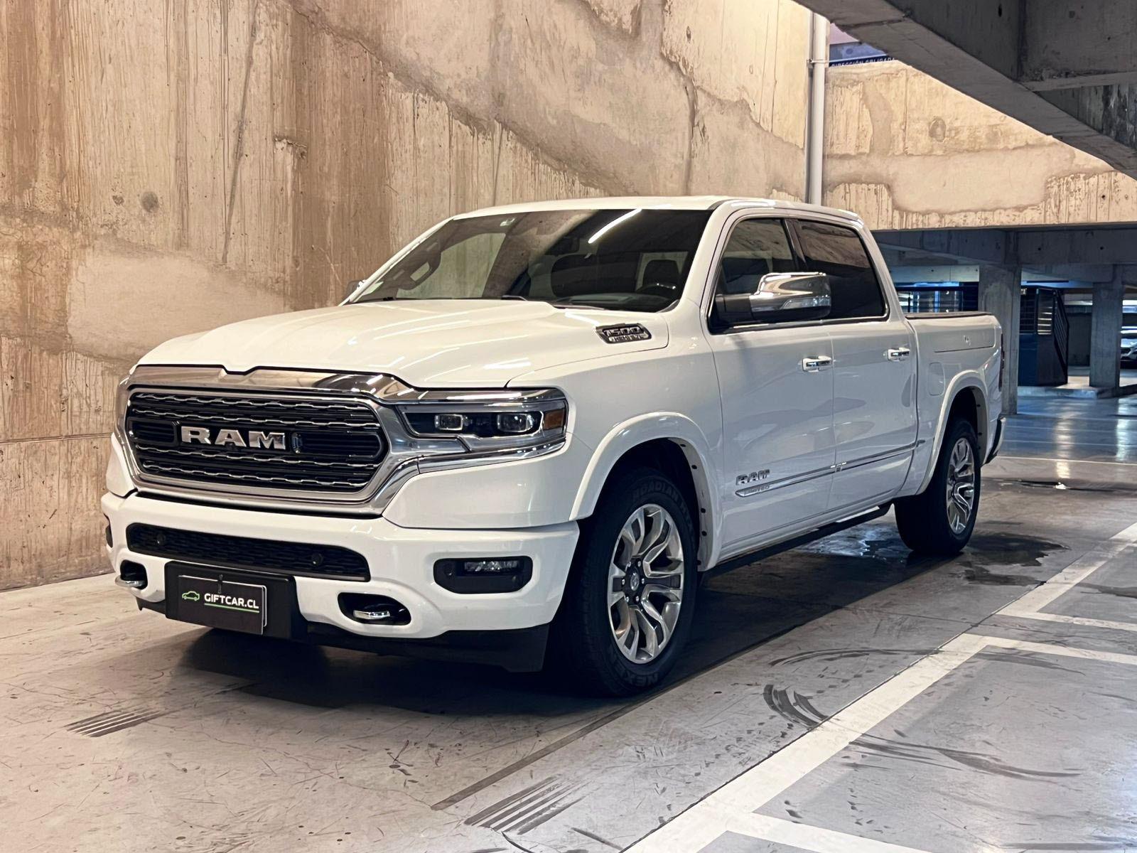 RAM 1500 LIMITED 4X4 5.7 2023 MANTENIMIENTO EN LA MARCA UN DUEÑO  - 