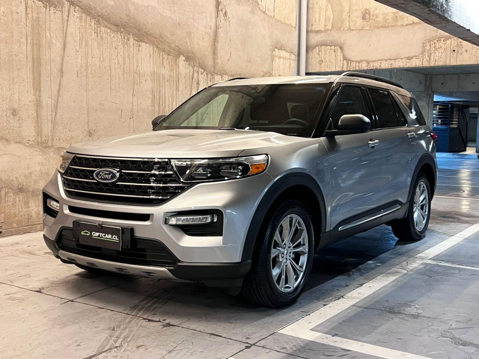 FORD EXPLORER XLT 4X4 2.3 2022 UN DUEÑO MANTENIMIENTO EN LA MARCA - 