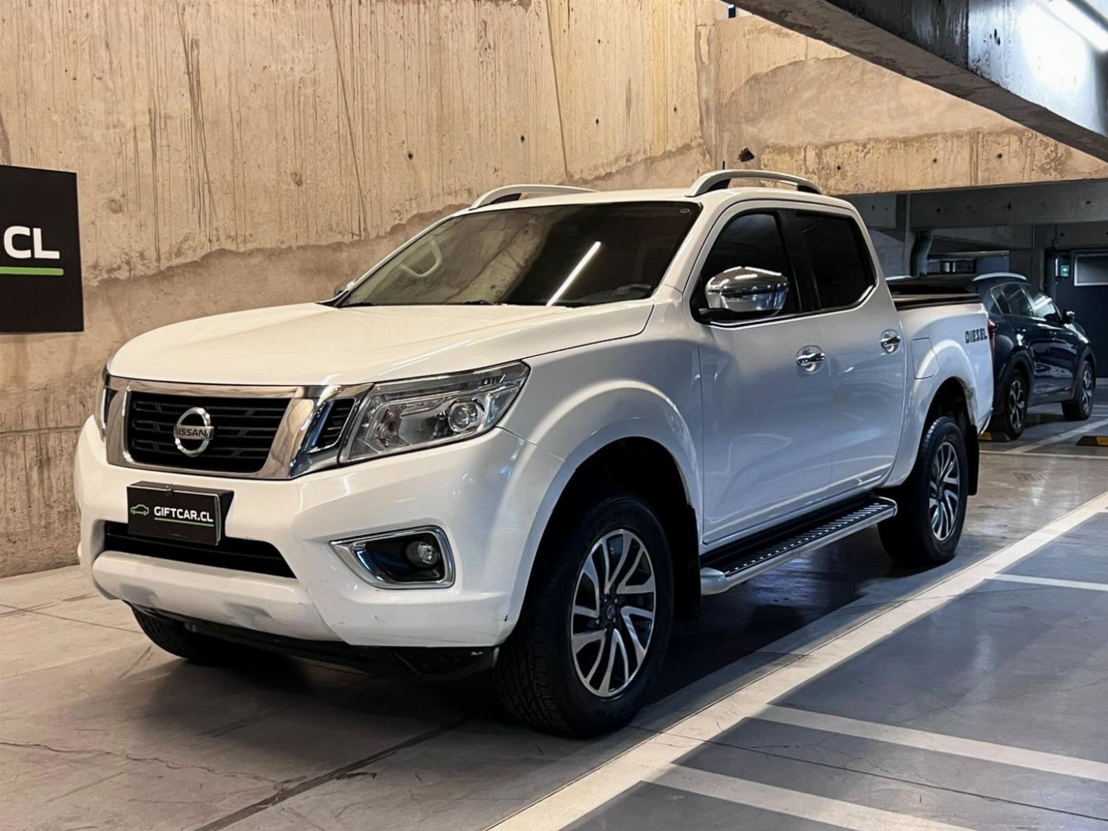 NISSAN NP300 LE 2.3 AT 4x4 2018 UN DUEÑO MANTENIMIENTO AL DIA - FULL MOTOR