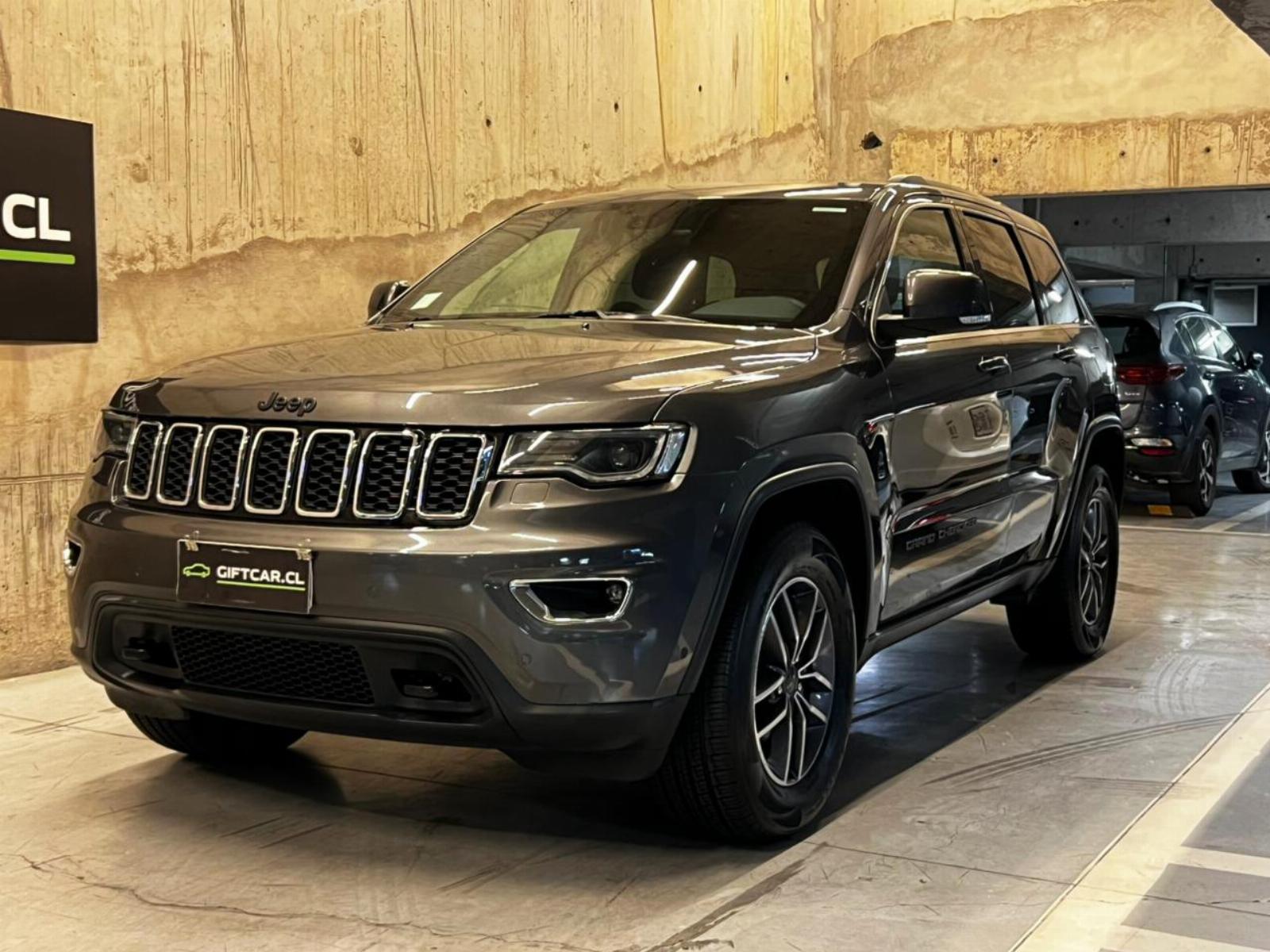 JEEP GRAND CHEROKEE LAREDO 3.6 2020 MANTENIMIENTO EN LA MARCA - FULL MOTOR