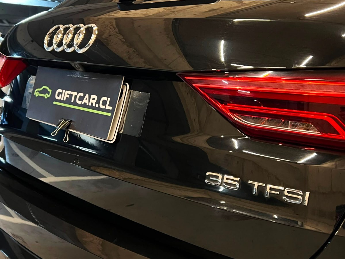 Audi Q3 — foto 7 de 27
