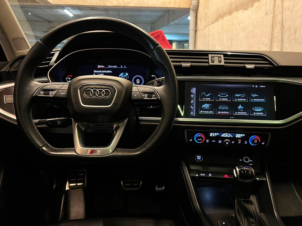 Audi Q3 — foto 11 de 27