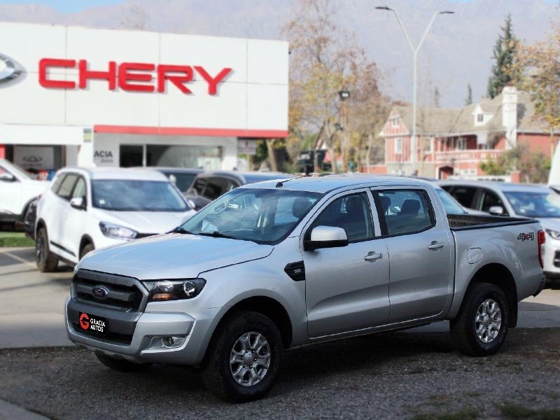 FORD RANGER 3.2 DLS XLS 4WD MT 2019  - GRACIA AUTOS
