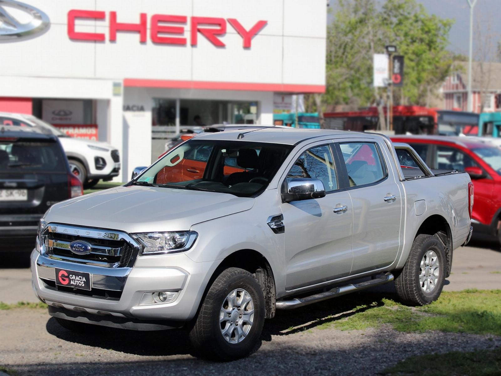 FORD RANGER XLT 2.5 MT 2018  - GRACIA AUTOS
