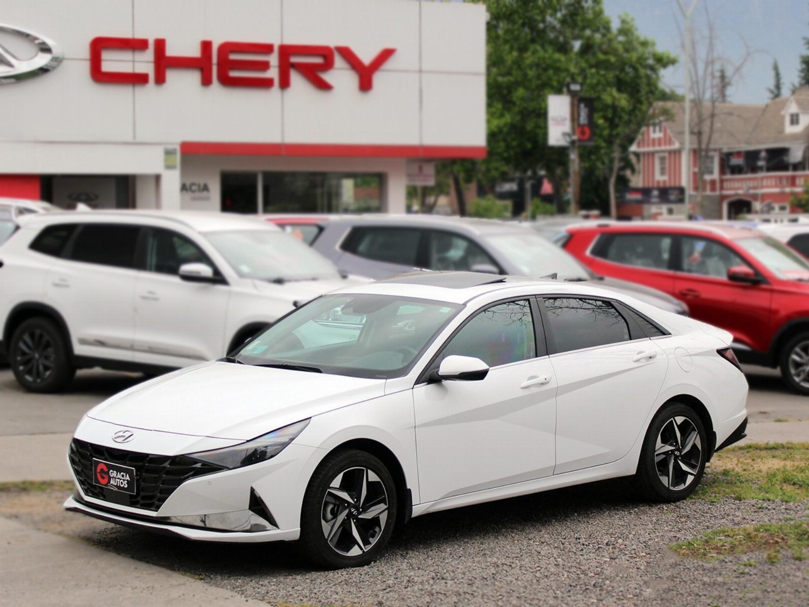 HYUNDAI ELANTRA 2.0 PREMIUM AT 2022  - GRACIA AUTOS