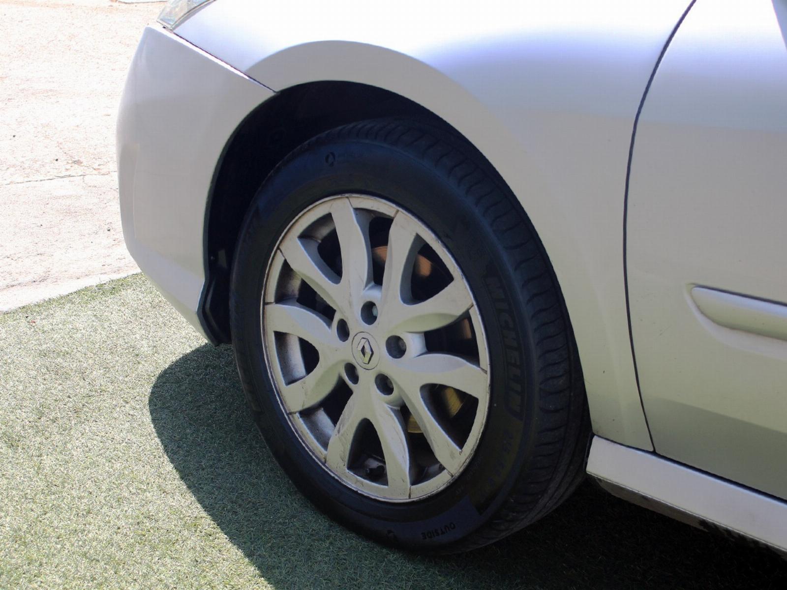 Rótula Inferior De Suspensión Para Renault Laguna MK2 (2000-2007) - Marca Motaquip