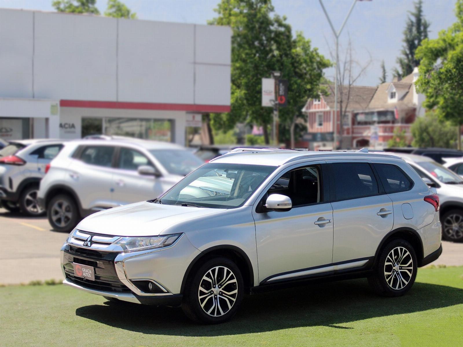 MITSUBISHI OUTLANDER GLX 4X4 2.4 AT 2018 - FULL MOTOR