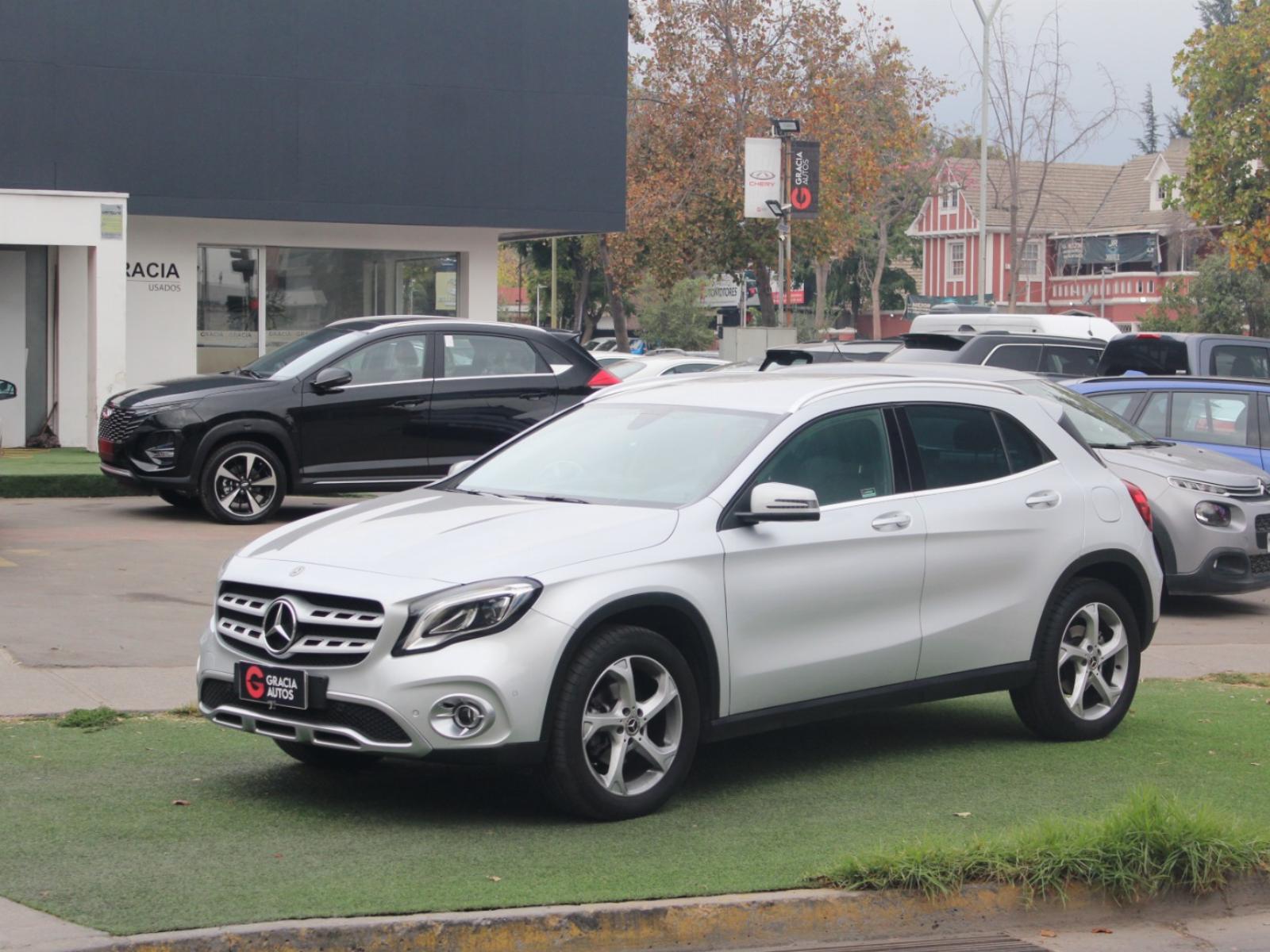 MERCEDES-BENZ GLA 200 HB 1.6  2021  - 