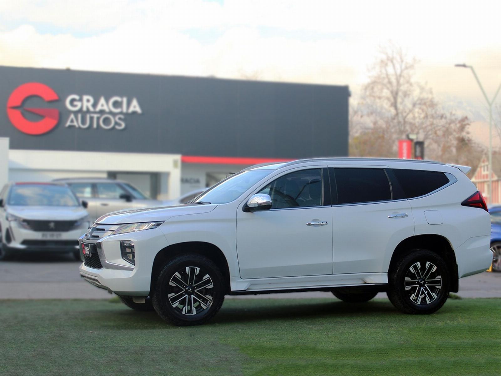 MITSUBISHI MONTERO SPORT 4X4 DIESEL MT 2.4 2021  - 