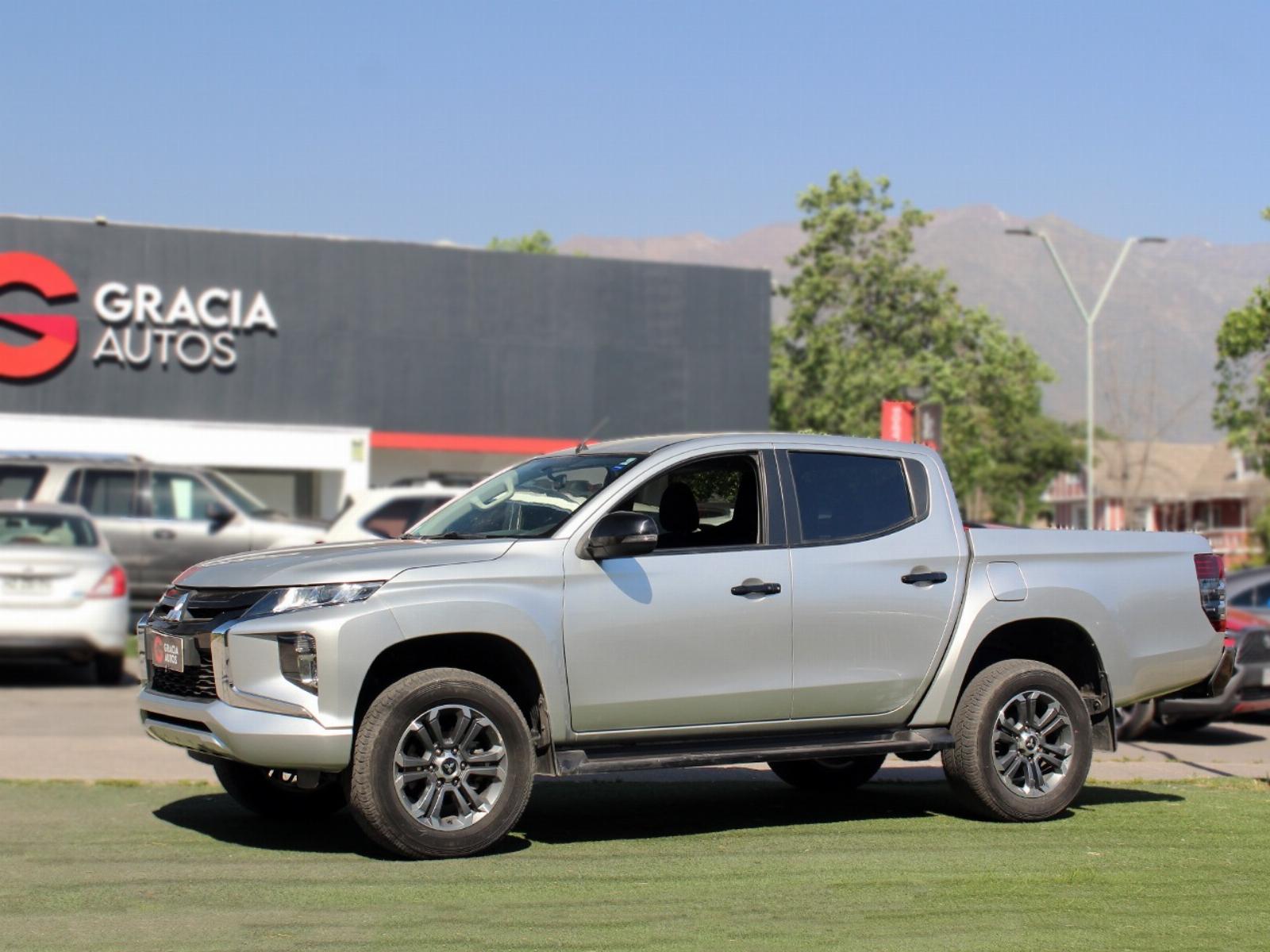 MITSUBISHI L200 DAKAR AT 4X4 2.4 ( FACTURABLE ) 2023 - FULL MOTOR