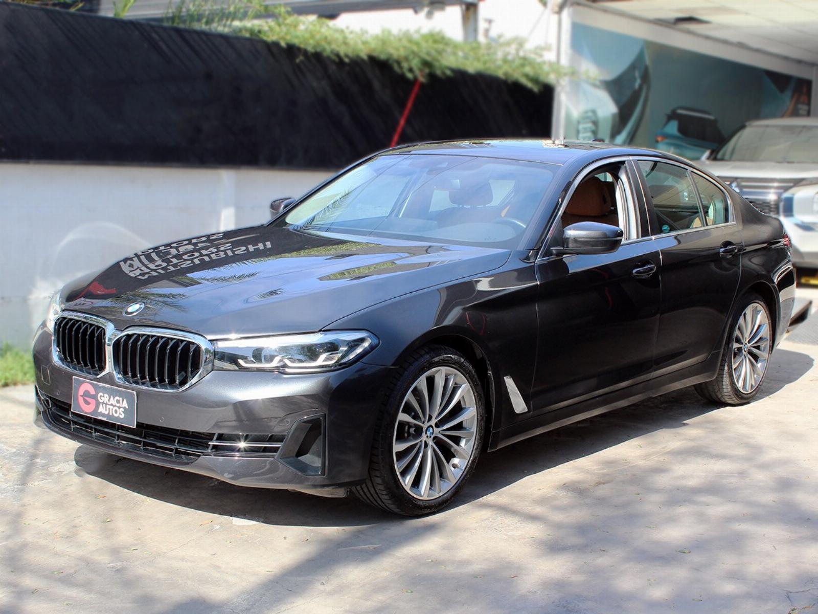 BMW 520 DIESEL 2.0 HERITAGE 2023  - GRACIA AUTOS